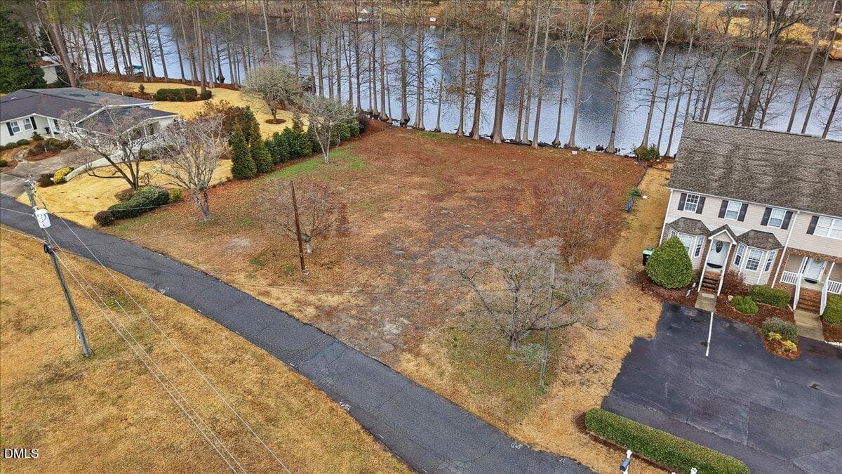 07-1100 S Lakeside Dr-7 - 1100 S Lakeside Drive, Four Oaks, NC 27524