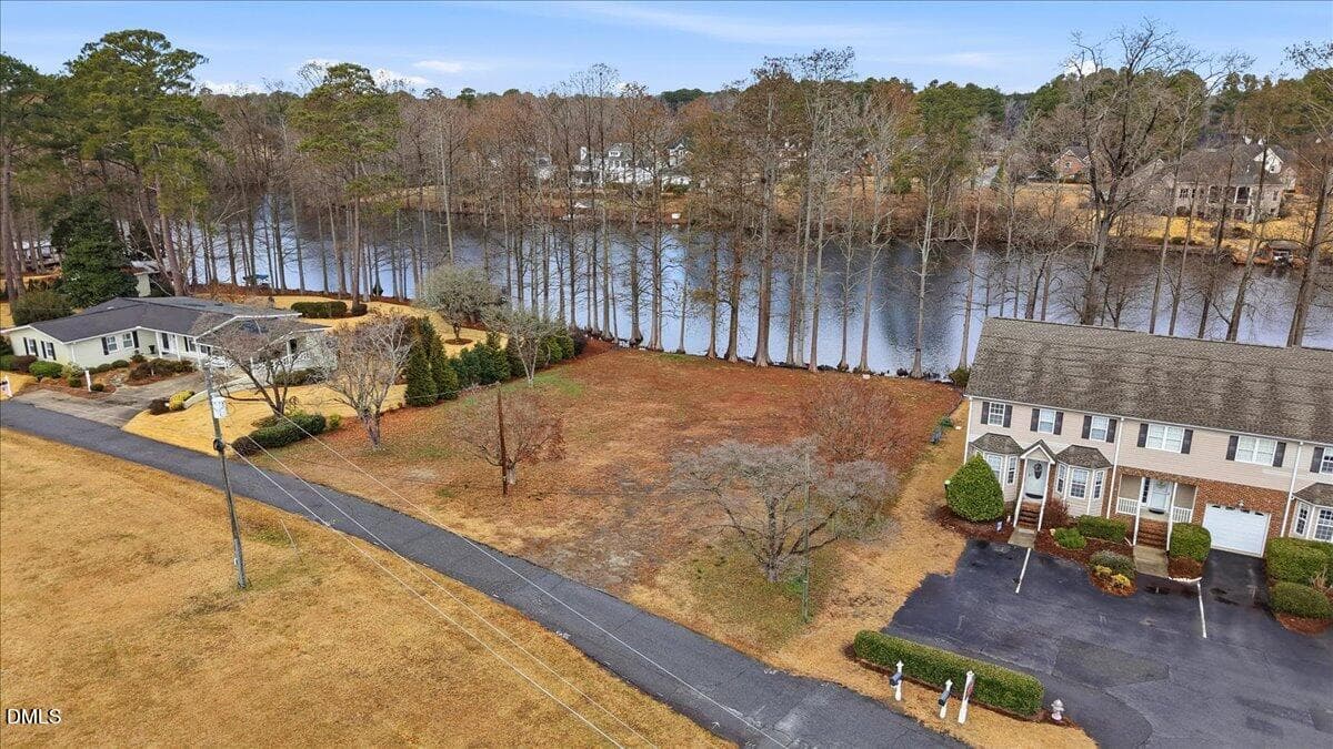 08-1100 S Lakeside Dr-8 - 1100 S Lakeside Drive, Four Oaks, NC 27524