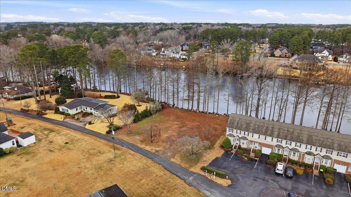 09-1100 S Lakeside Dr-9 - 1100 S Lakeside Drive, Four Oaks, NC 27524