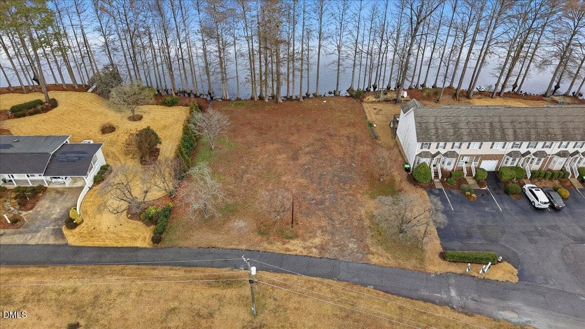 10-1100 S Lakeside Dr-10 - 1100 S Lakeside Drive, Four Oaks, NC 27524