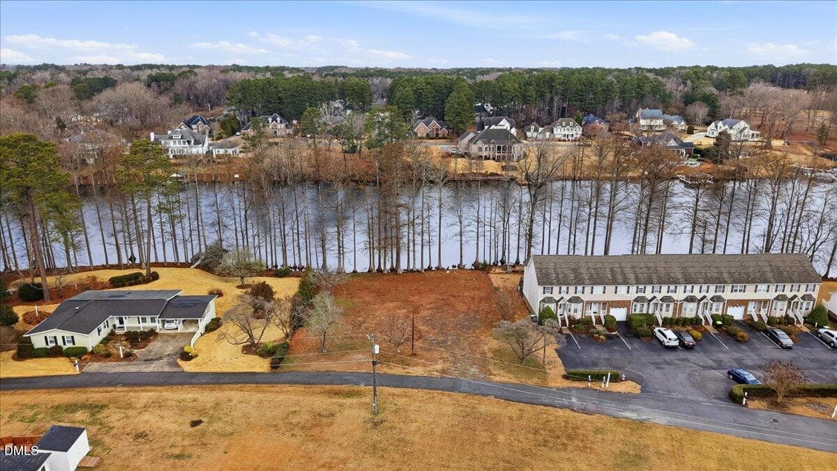 19-1100 S Lakeside Dr-19 - 1100 S Lakeside Drive, Four Oaks, NC 27524