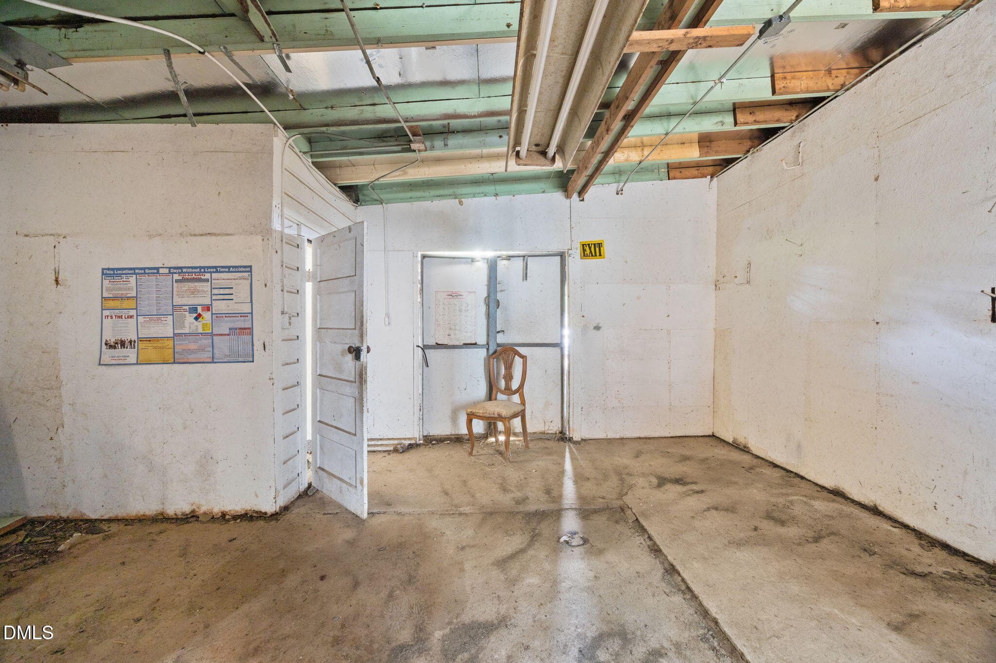 24-web-or-mls-IMG_4847 - Mixed Use, Oxford
