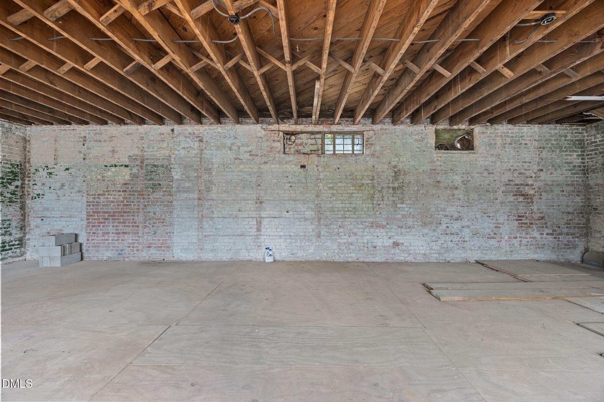 18-web-or-mls-IMG_4826 - Mixed Use, Oxford