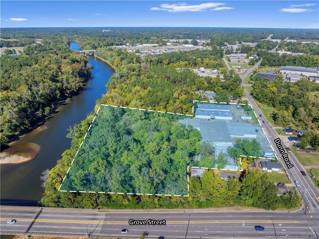 225 Dunn Road, Fayetteville, NC 28312