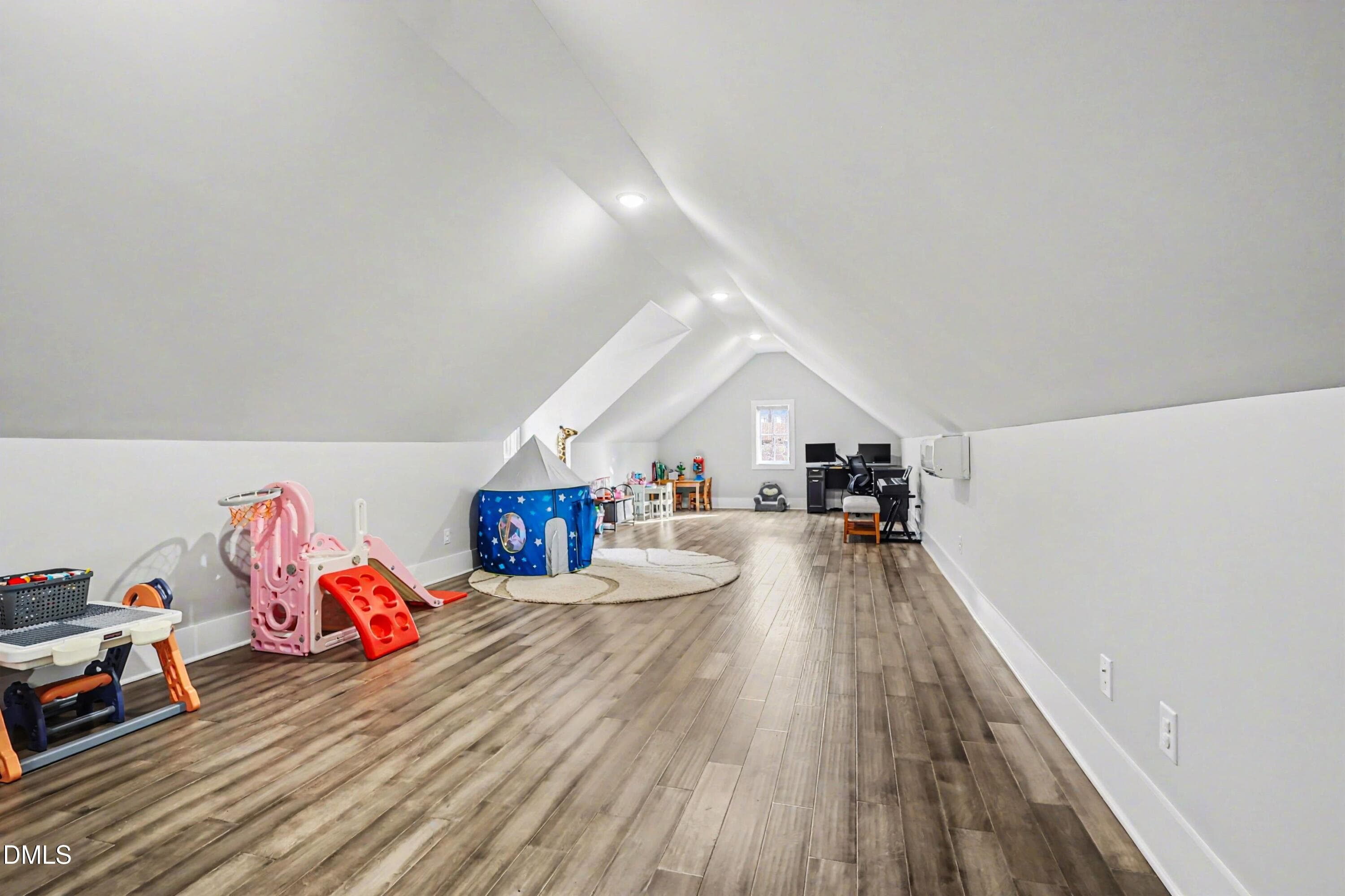 055_file_1941 - 5200 Milner Drive, Raleigh, NC 27606, Raleigh