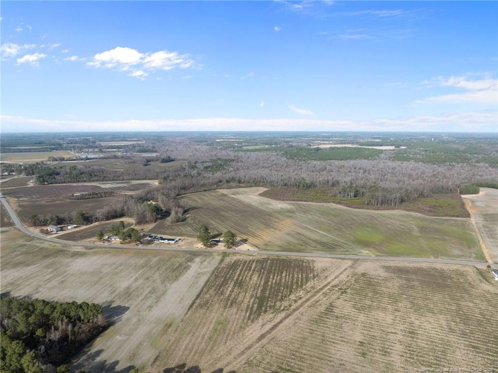 Photo 5 - 2876 Dunn Road, Roseboro, NC 28382