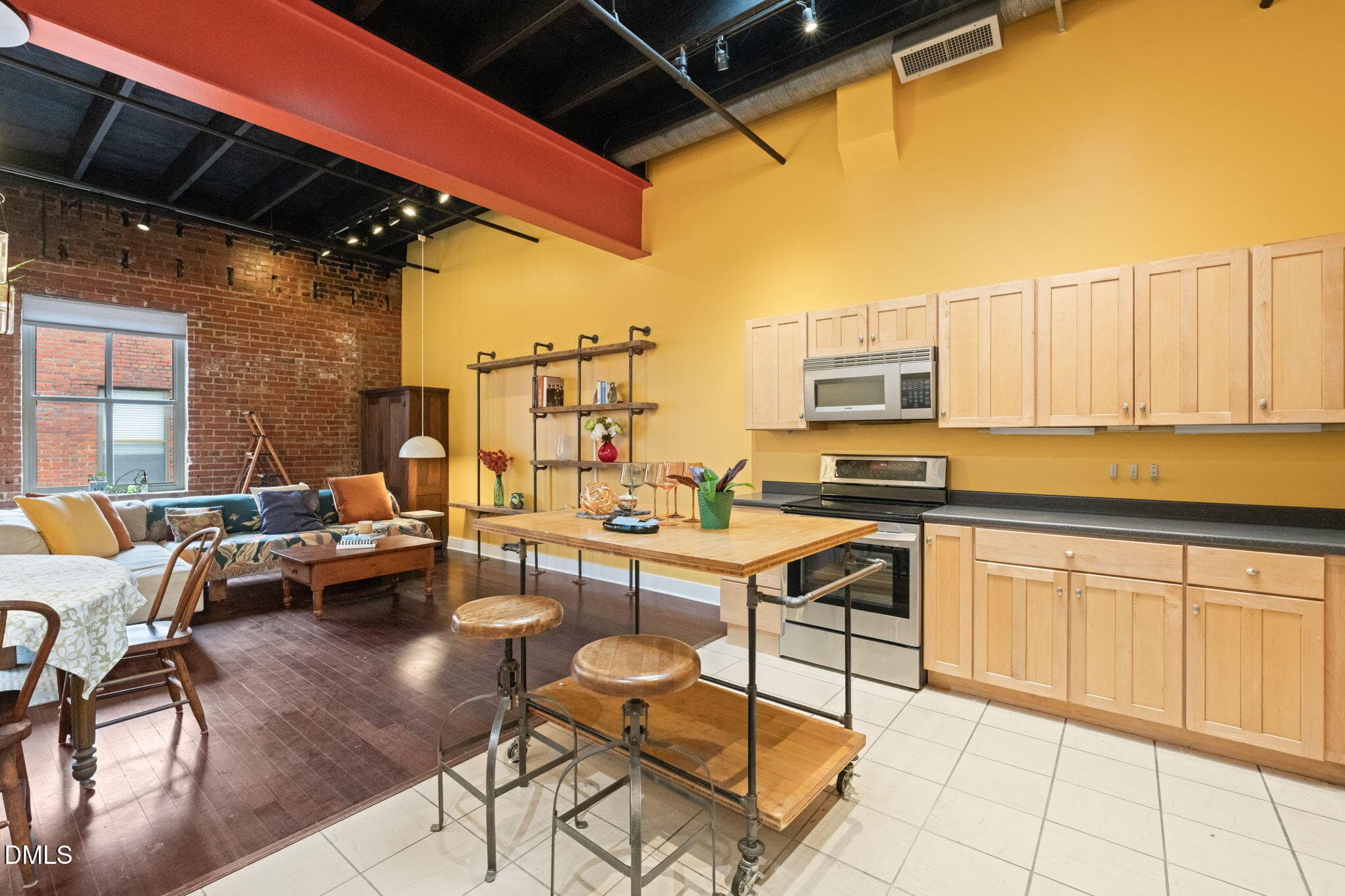 14-web-or-mls-untitled-2 (2) - 208 Rigsbee Avenue #206, Durham, NC 27701, Durham