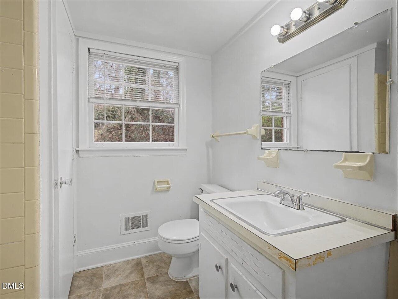 31-Bathroom - 103 Yorktown Drive, Chapel Hill, NC 27516, Chapel Hill