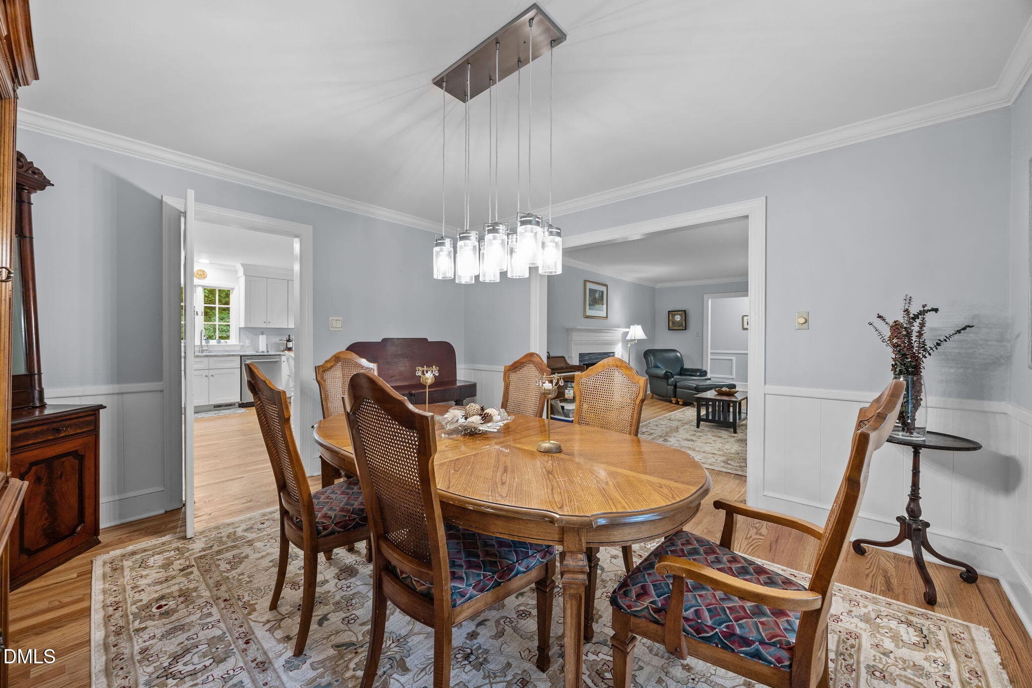 19-web-or-mls-IMG_1685 - 4902 Carteret Drive, Raleigh, NC 27612, Raleigh