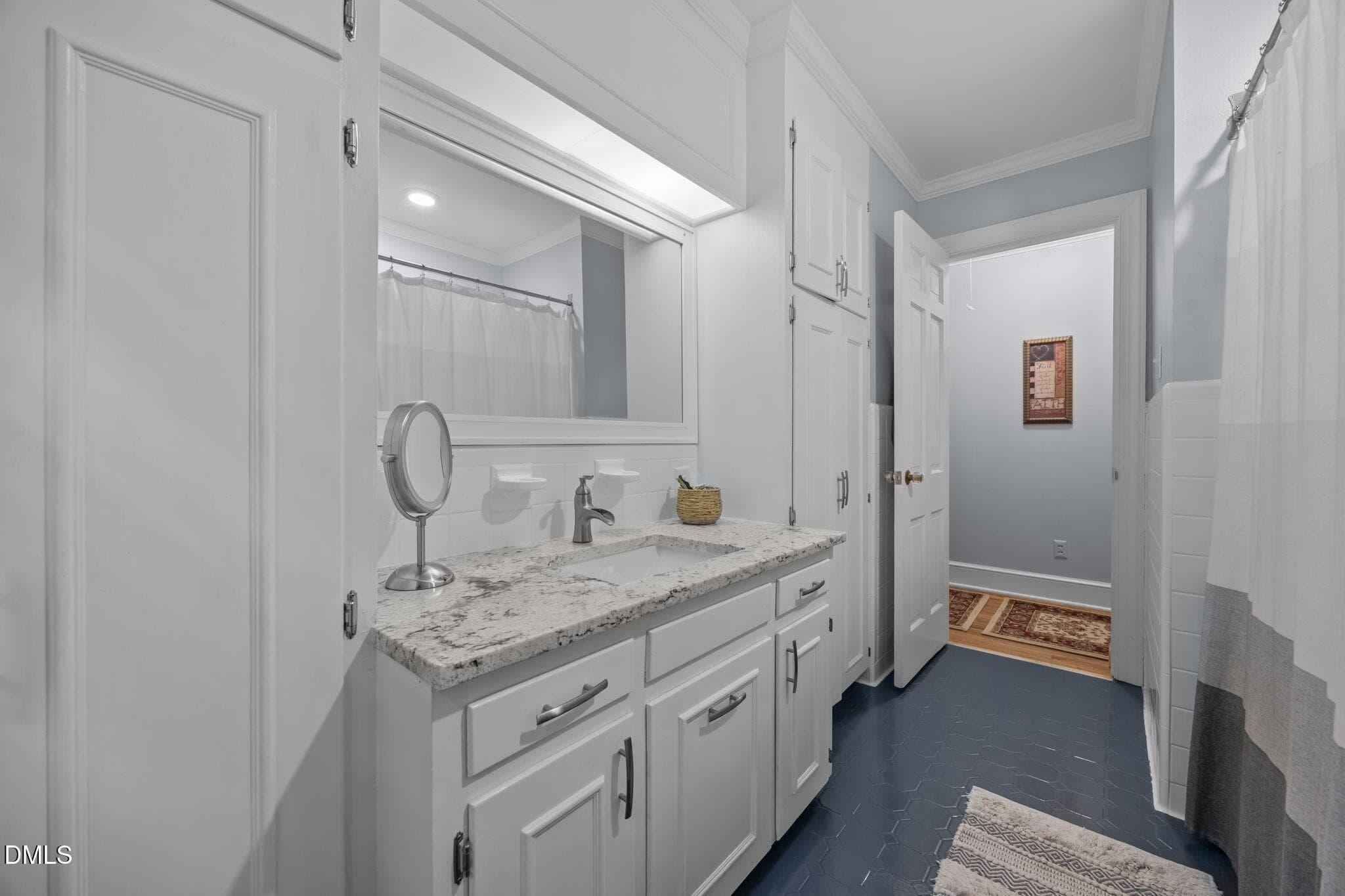 35-web-or-mls-IMG_1739 - 4902 Carteret Drive, Raleigh, NC 27612, Raleigh