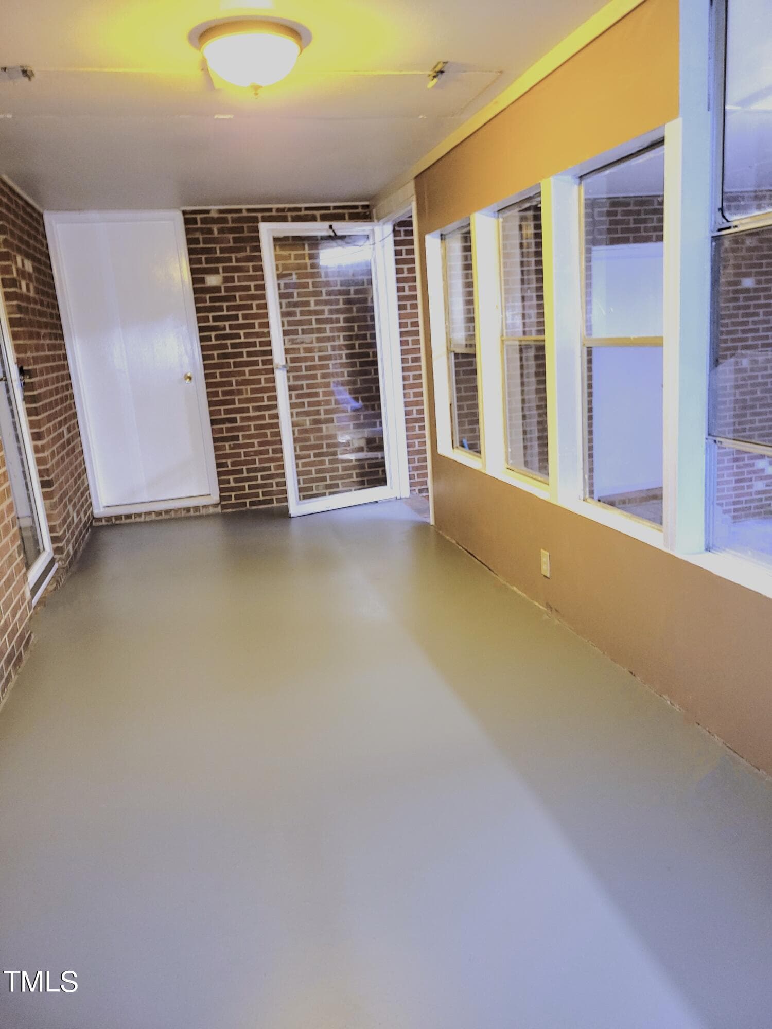 3-season room- 323 - 323 Ranch Farm Road, Raleigh, NC 27603, Raleigh