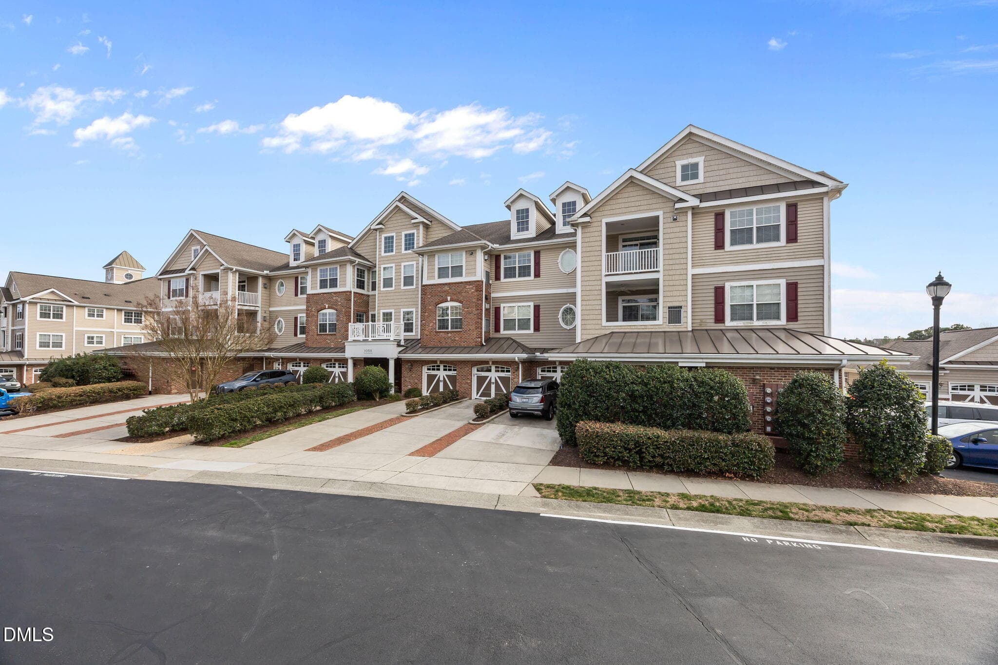 3-web-or-mls-IMG_1402 - 10511 Rosegate Court 004, Raleigh, NC 27617, Raleigh