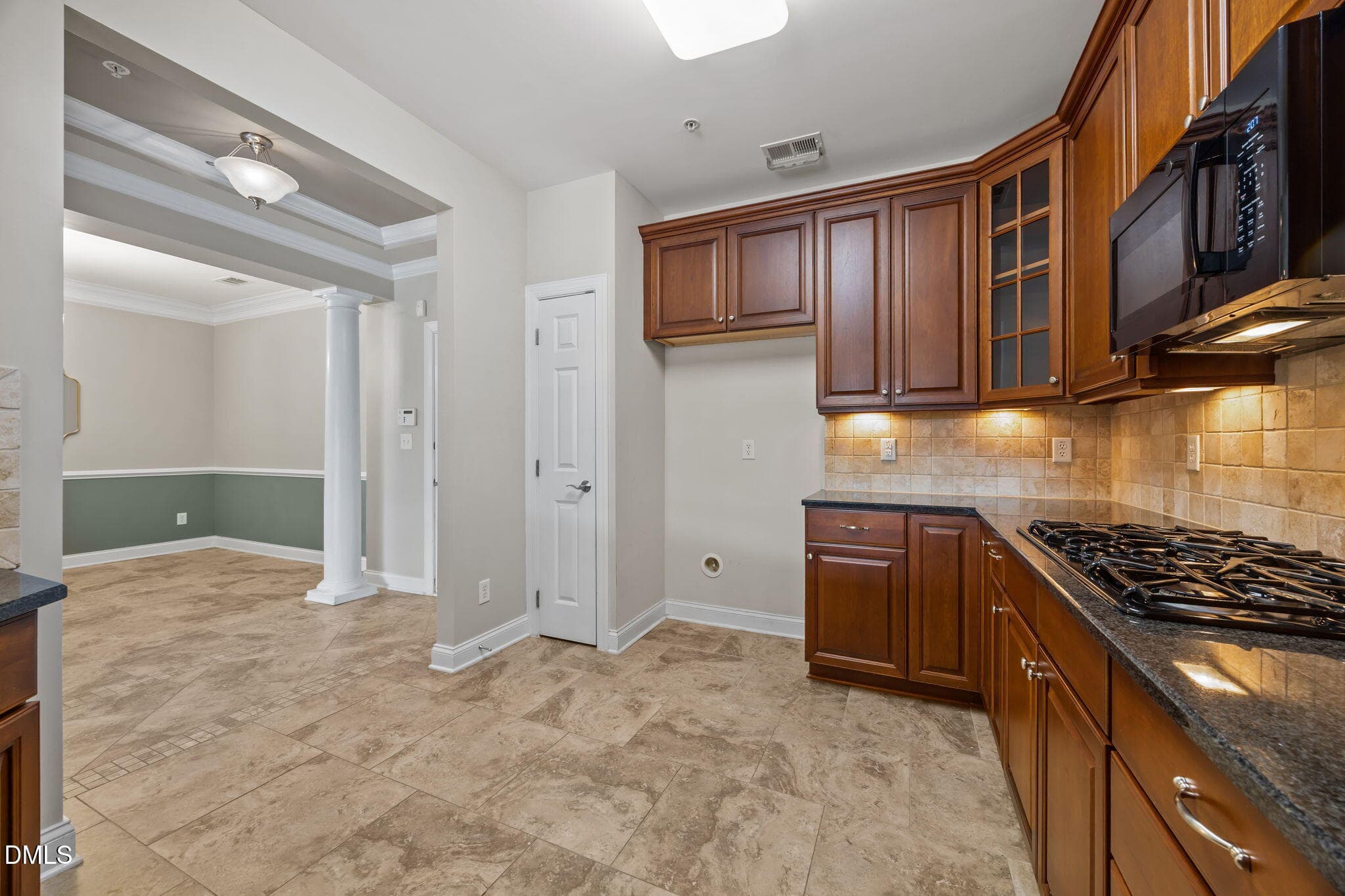 18-web-or-mls-IMG_1366 - 10511 Rosegate Court 004, Raleigh, NC 27617, Raleigh