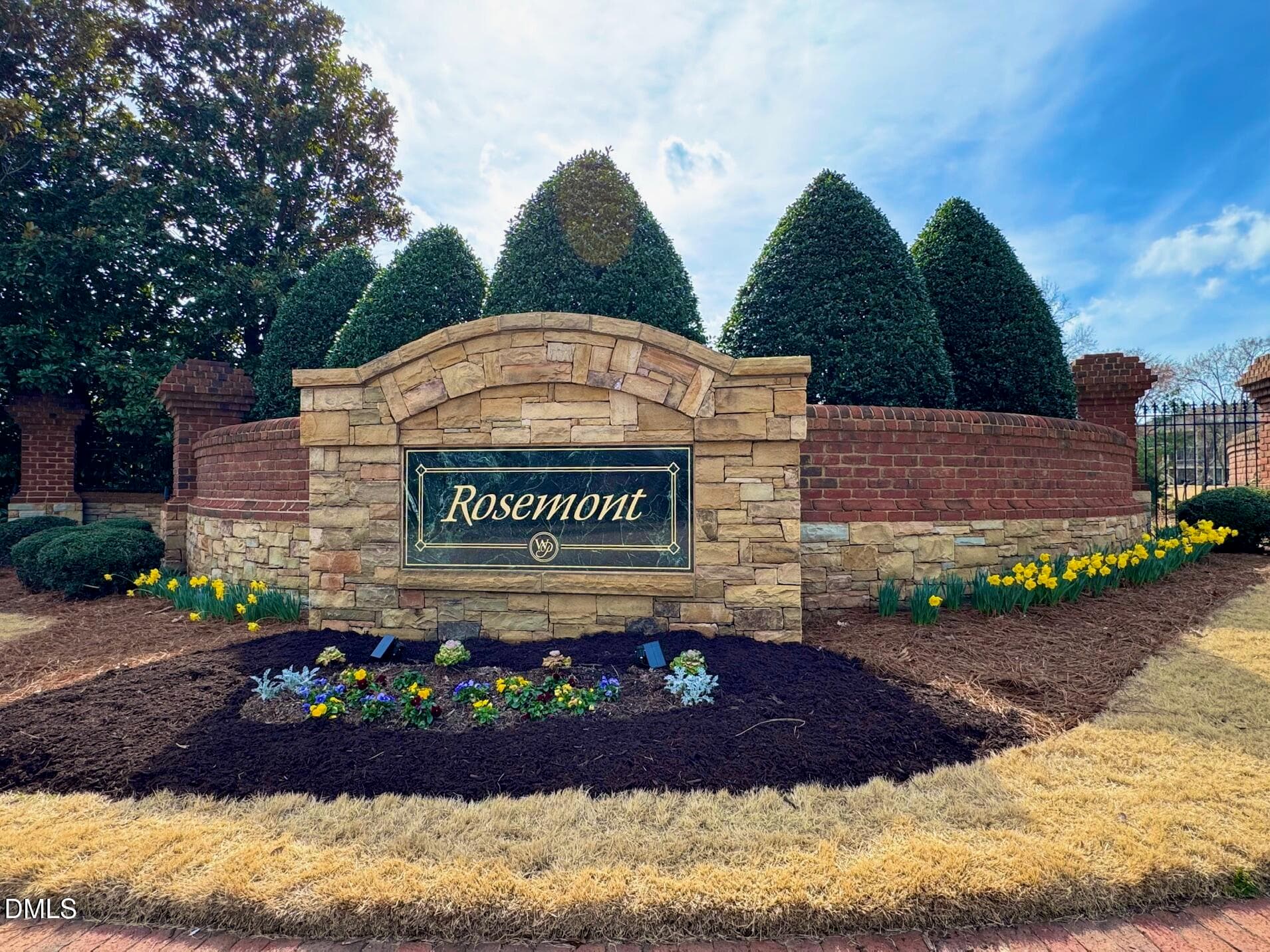 Beautiful Rosemont Entrance - 2325 Victoria Park Lane, Raleigh, NC 27614, Raleigh