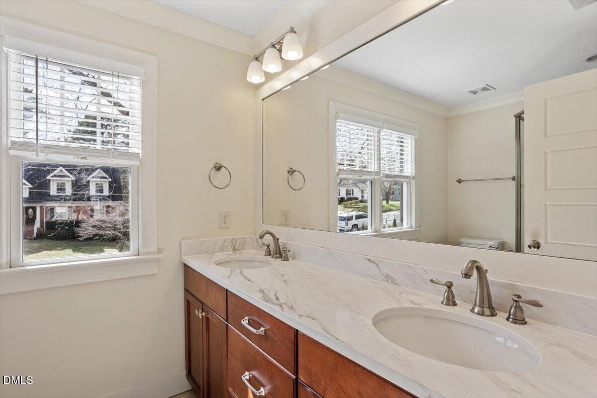 30-2718 Peachtree St [2818545]_30 - 2718 Peachtree Street, Raleigh, NC 27608, Raleigh