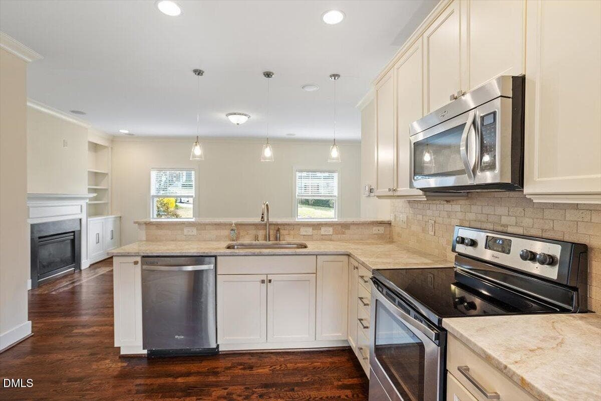 21-2718 Peachtree St [2818545]_21 - 2718 Peachtree Street, Raleigh, NC 27608, Raleigh