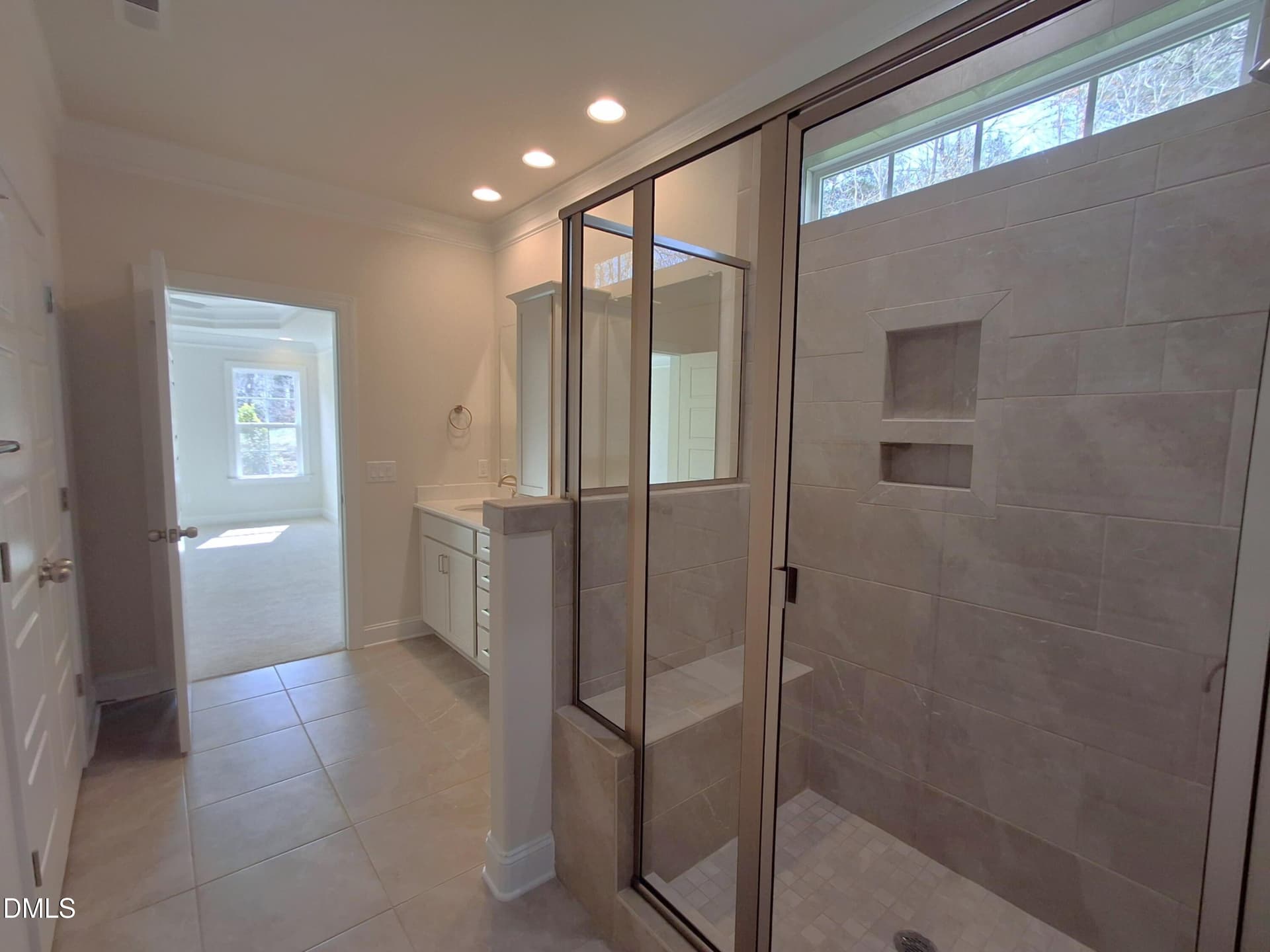 WB 52 Primary Shower 1 - 1293 Talisker Way 52, Burlington, NC 27215