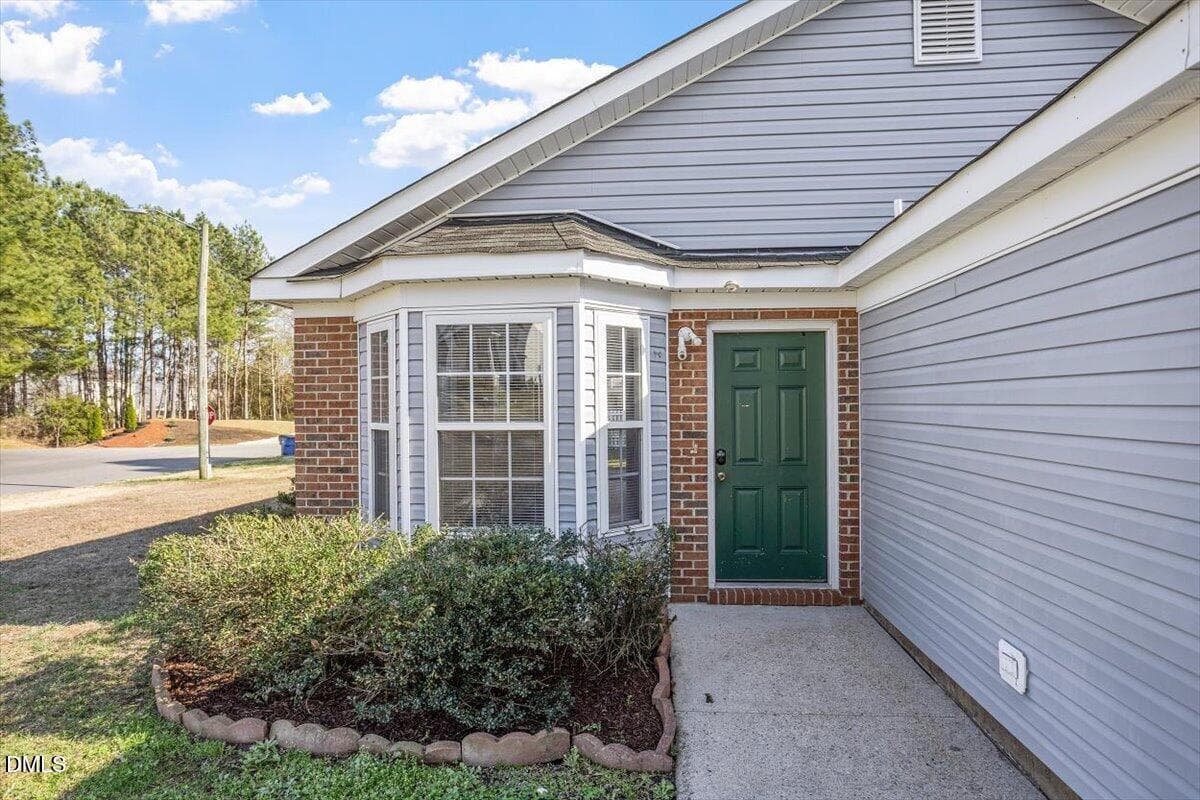 06-5212 Marthonna Way [2859595]_06 - 5212 Marthonna Way, Raleigh, NC 27616, Raleigh