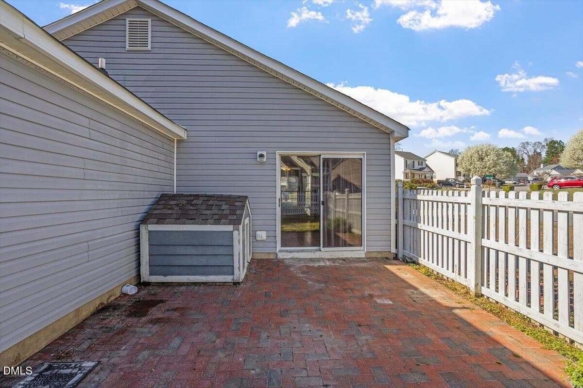 07-5212 Marthonna Way [2859595]_07 - 5212 Marthonna Way, Raleigh, NC 27616, Raleigh