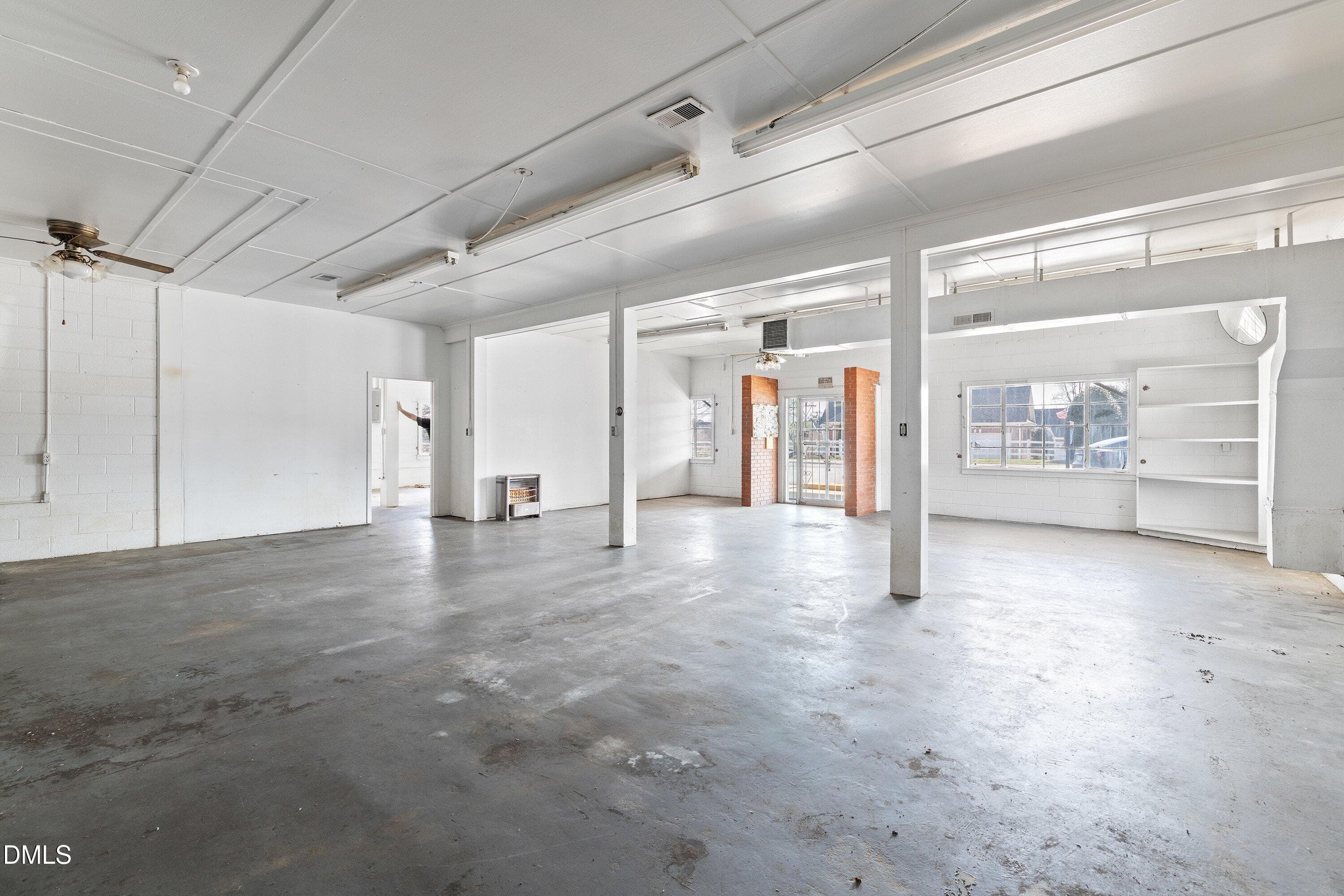 Garage - 9801 Ten-ten Road, Raleigh, NC 27603, Raleigh