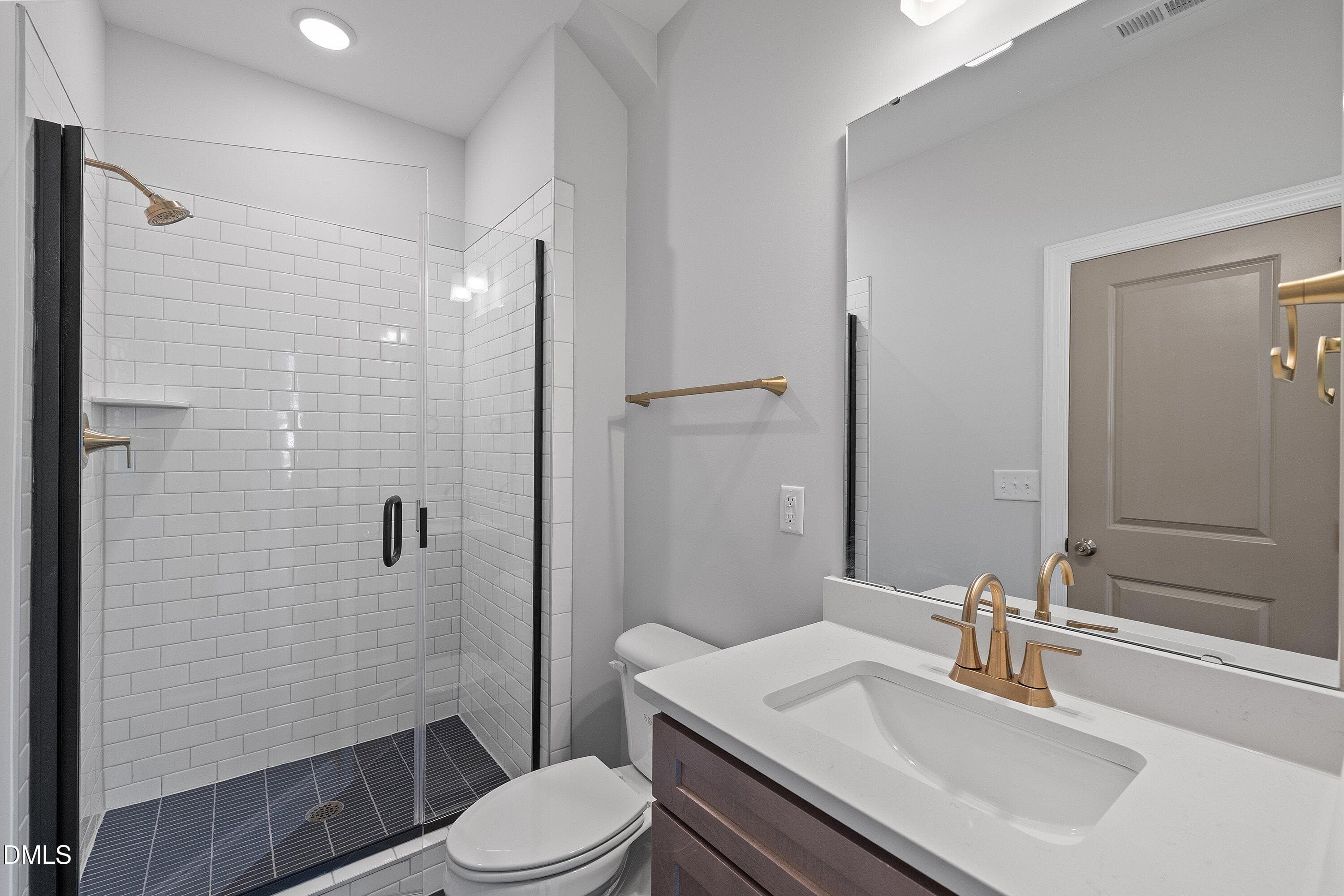1st floor guest bath - 45 W Victoria Ridge Drive 32, Selma, NC 27576