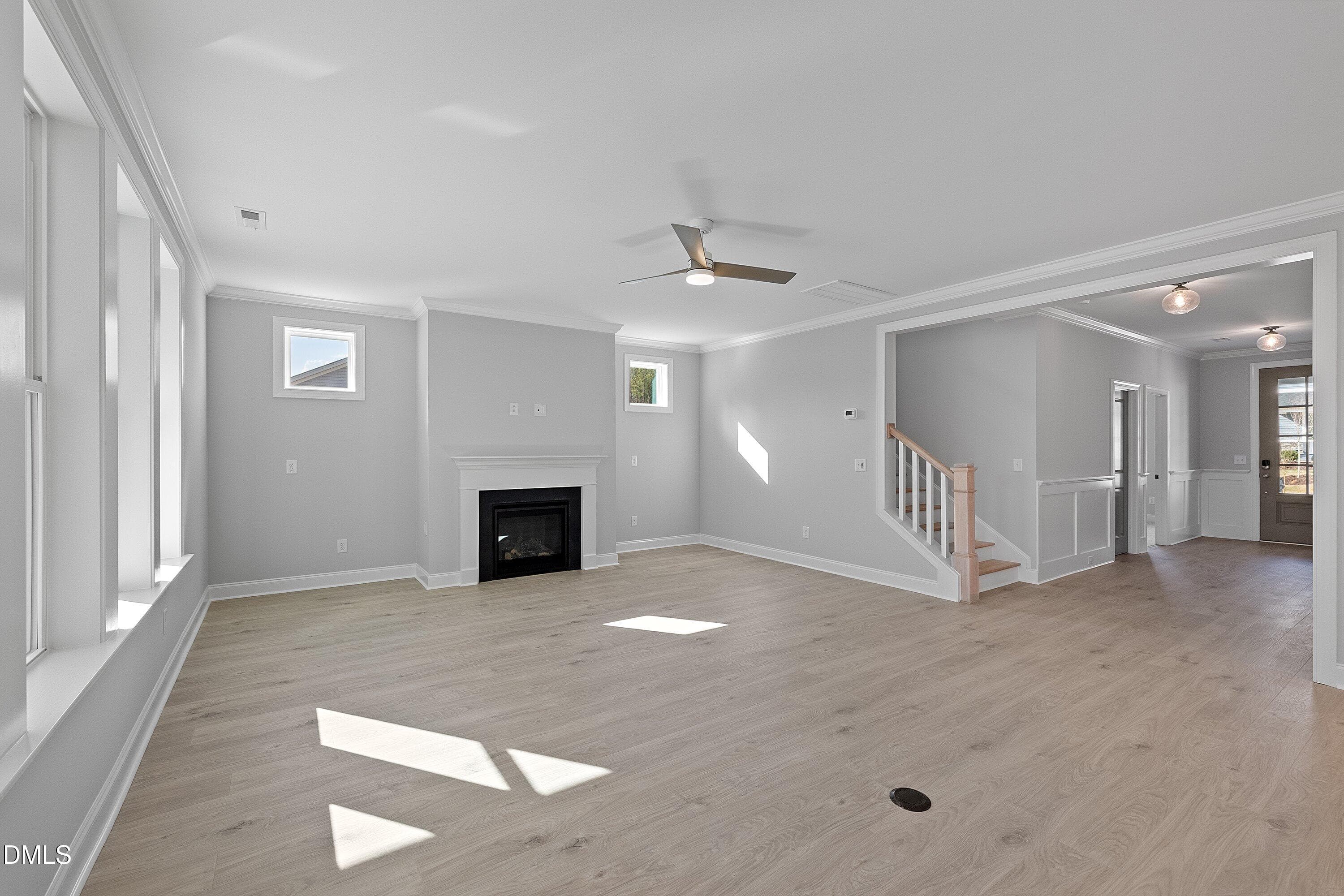 Family room - 45 W Victoria Ridge Drive 32, Selma, NC 27576