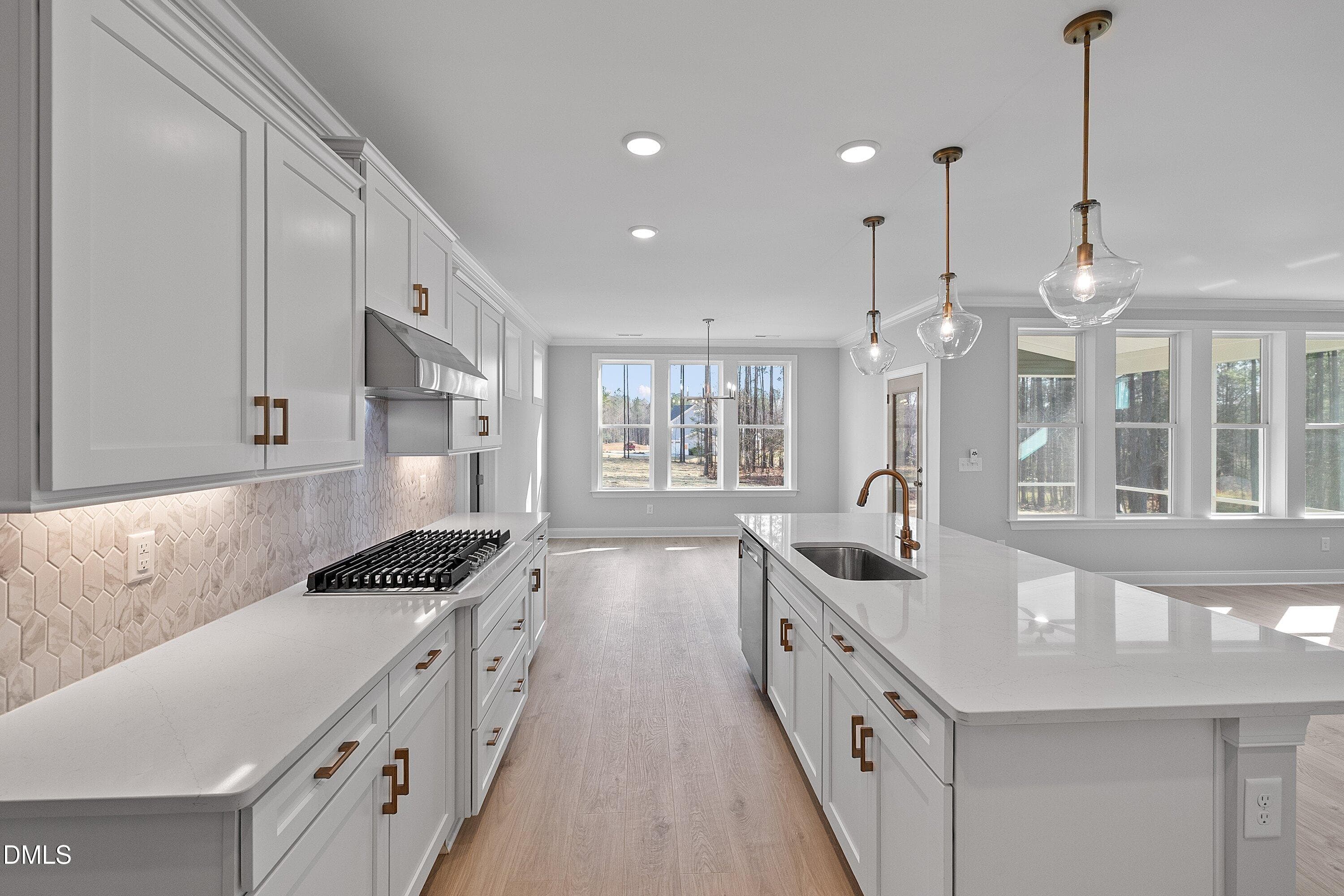 Kitchen - 45 W Victoria Ridge Drive 32, Selma, NC 27576