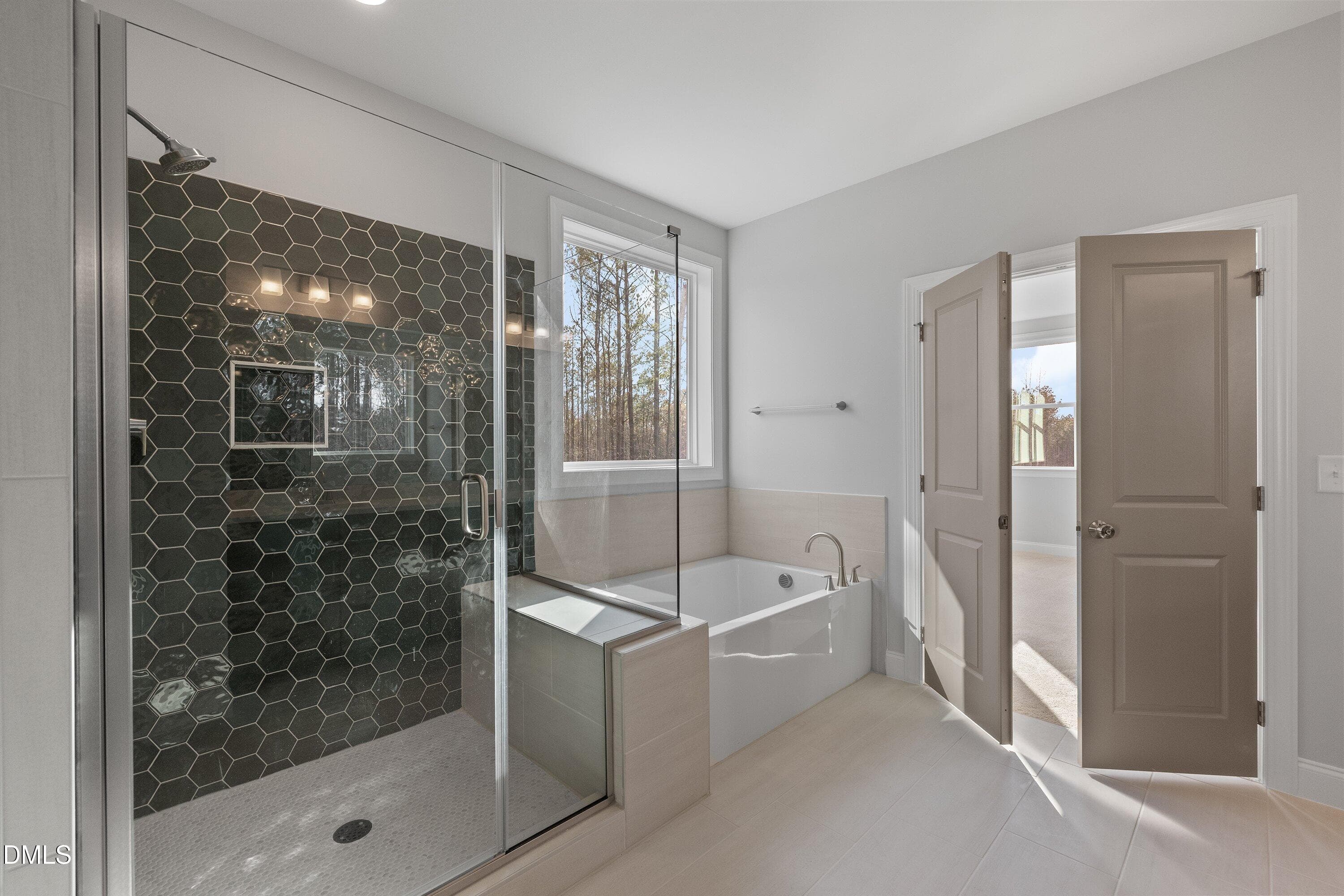 Gorgeous shower - 45 W Victoria Ridge Drive 32, Selma, NC 27576