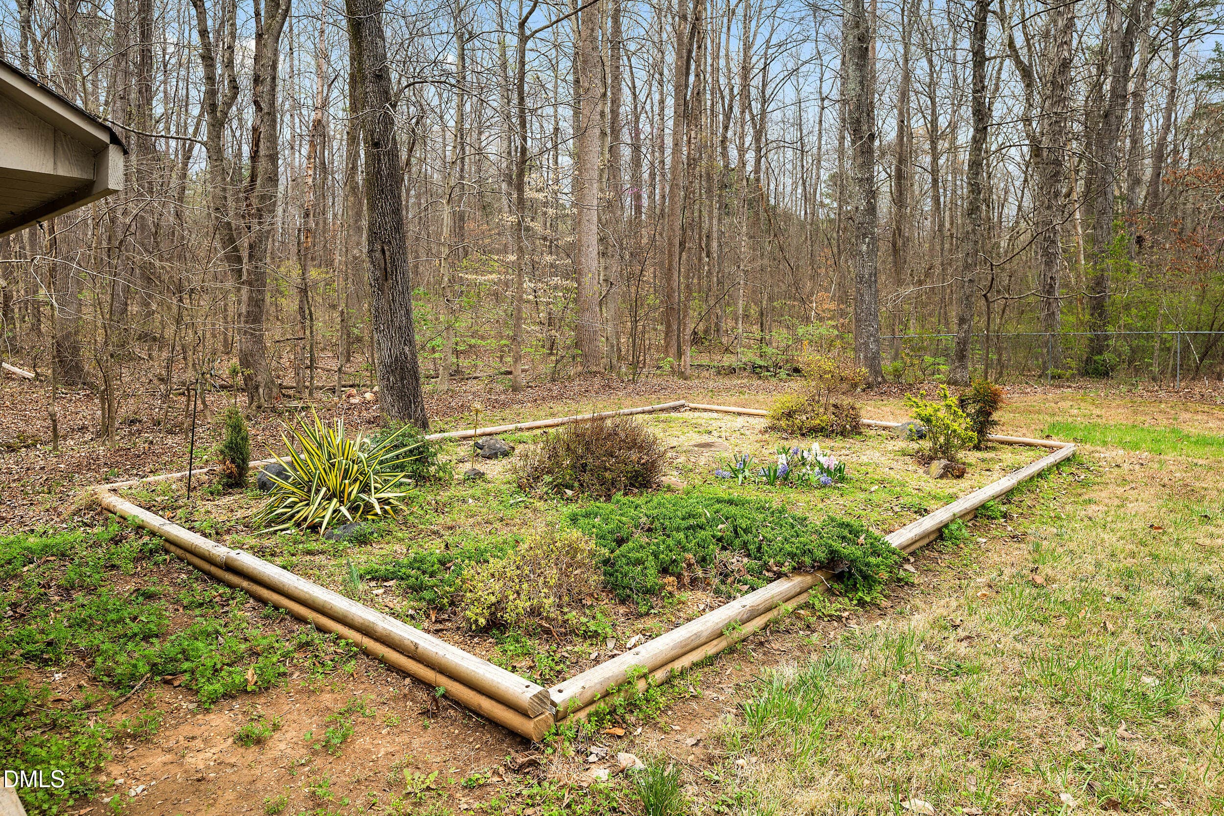 33 -104 pointe place, exterior - 104 Pointe Place, Hillsborough, NC 27278, Hillsborough