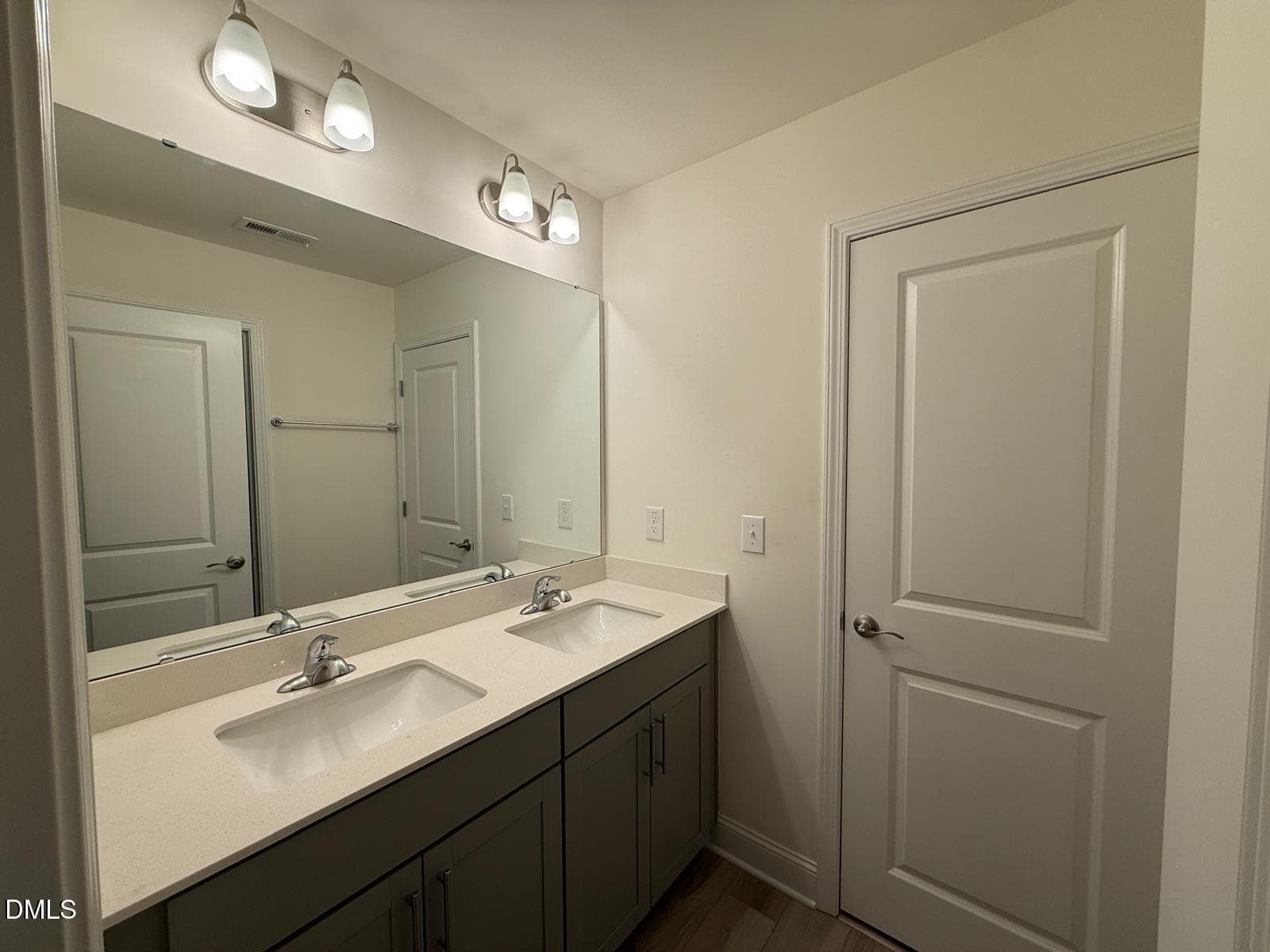 bath - 64 Nailsworth Street, Angier, NC 27501