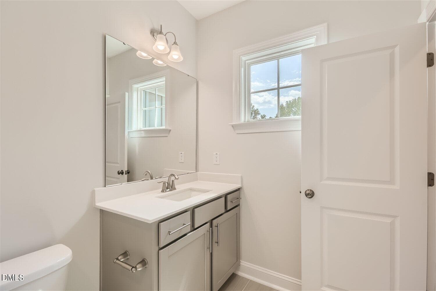 SUN_DevonSquare_Pic_Waterbury_Bath1_1of2 - 325 Golden Trace Drive, Garner, NC 27529