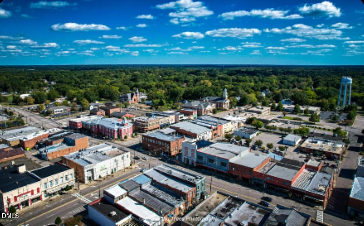 Downtown Oxford (Medium) - 206 Cardinal Court, Oxford, NC 27565