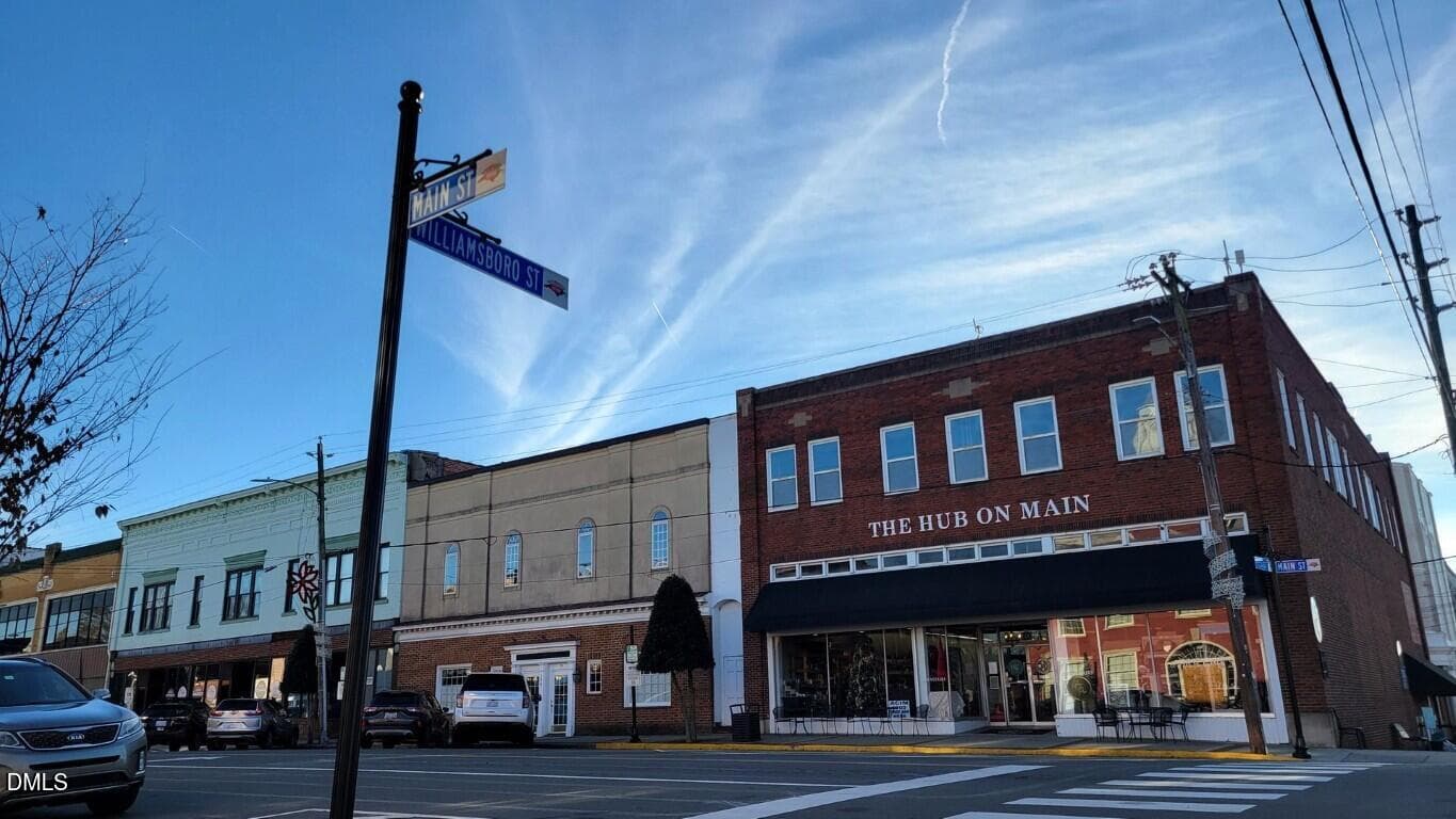 Downtown Oxford 3 (Medium) - 206 Cardinal Court, Oxford, NC 27565