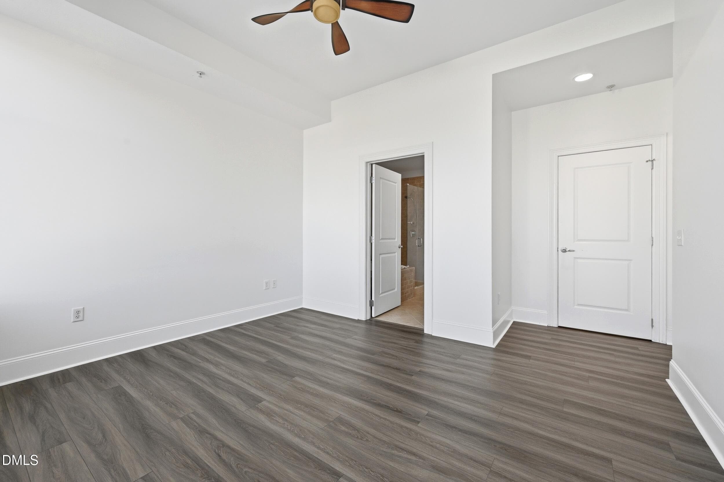 Primary bedroom/bath entrance - 400 W North Street 810, Raleigh, NC 27603, Raleigh