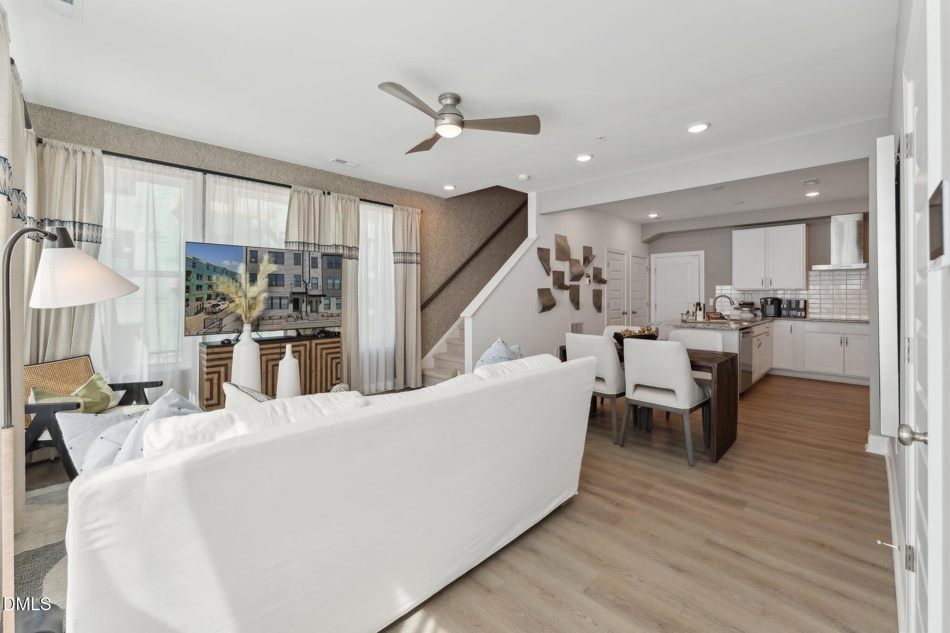 Living - 148 N White Street #100, Wake Forest, NC 27587