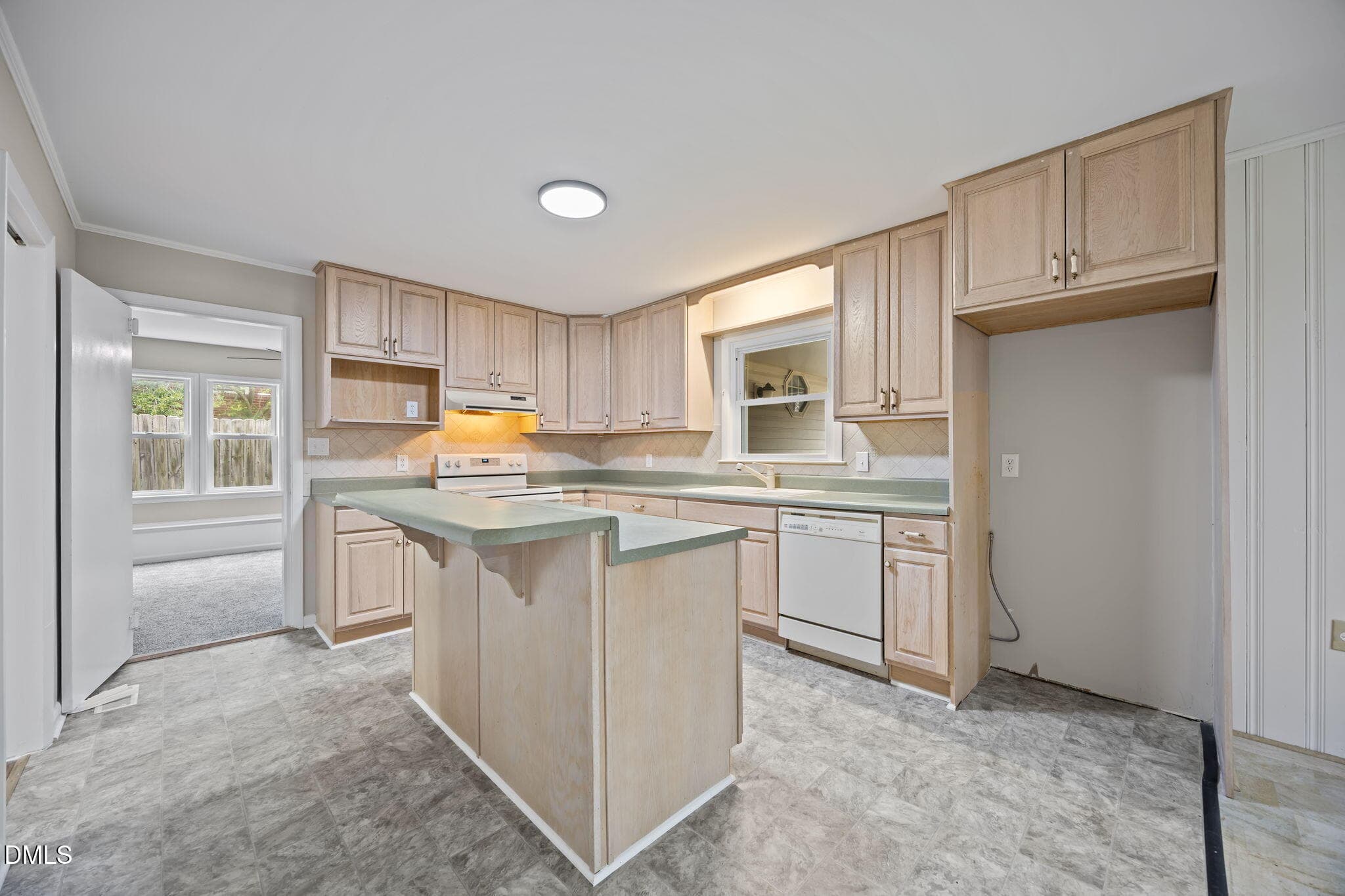 Kitchen - 637 Buck Jones Road, Raleigh, NC 27606, Raleigh