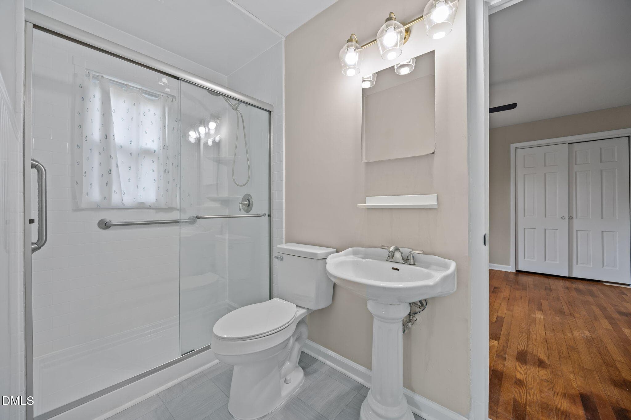 Bath - 637 Buck Jones Road, Raleigh, NC 27606, Raleigh