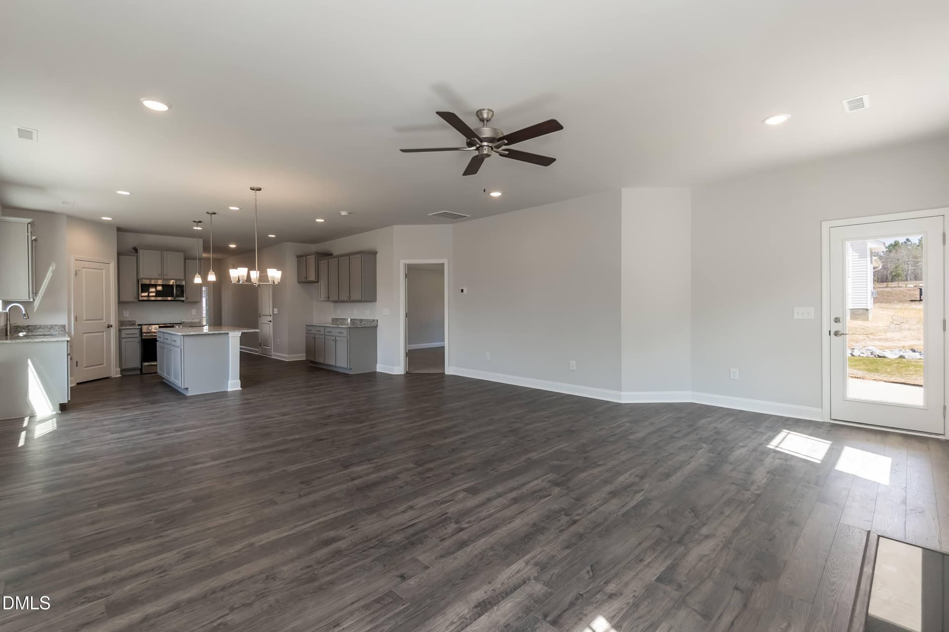 Living 03 - 160 Galway Road, Lillington, NC 27546