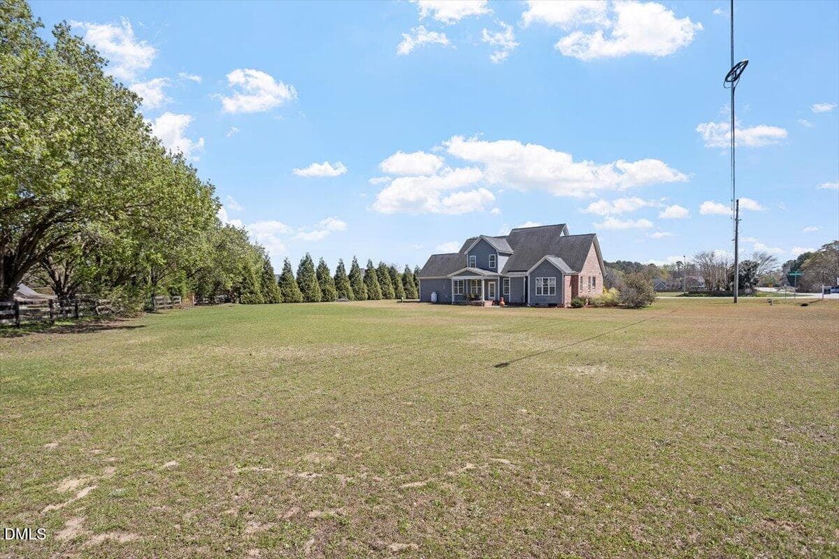 09-1001 Bellewood Farms Rd [2886537]_09 - 1001 Bellewood Farms Road, Raleigh, NC 27603, Raleigh