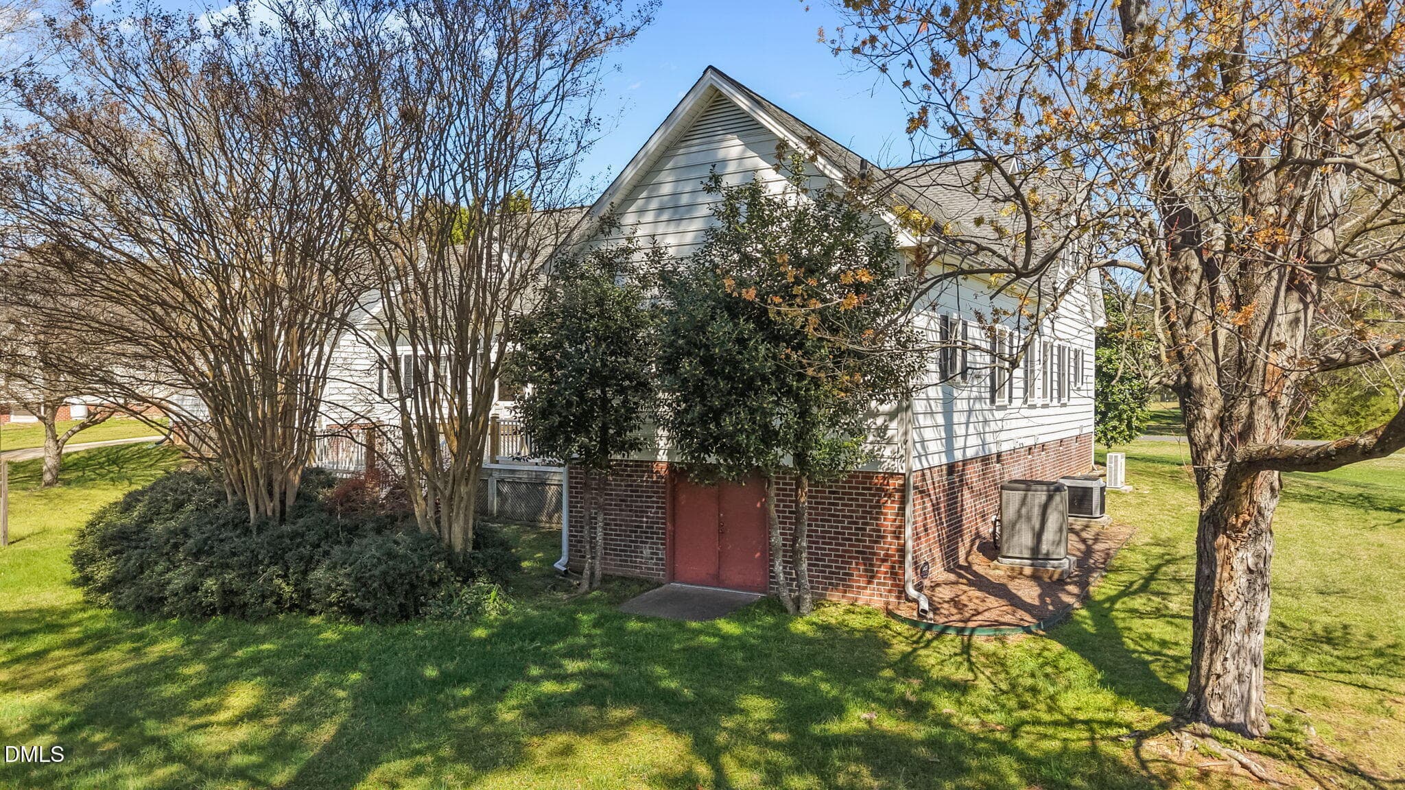 Walk in Storage - 10624 Staghound Trail, Zebulon, NC 27597