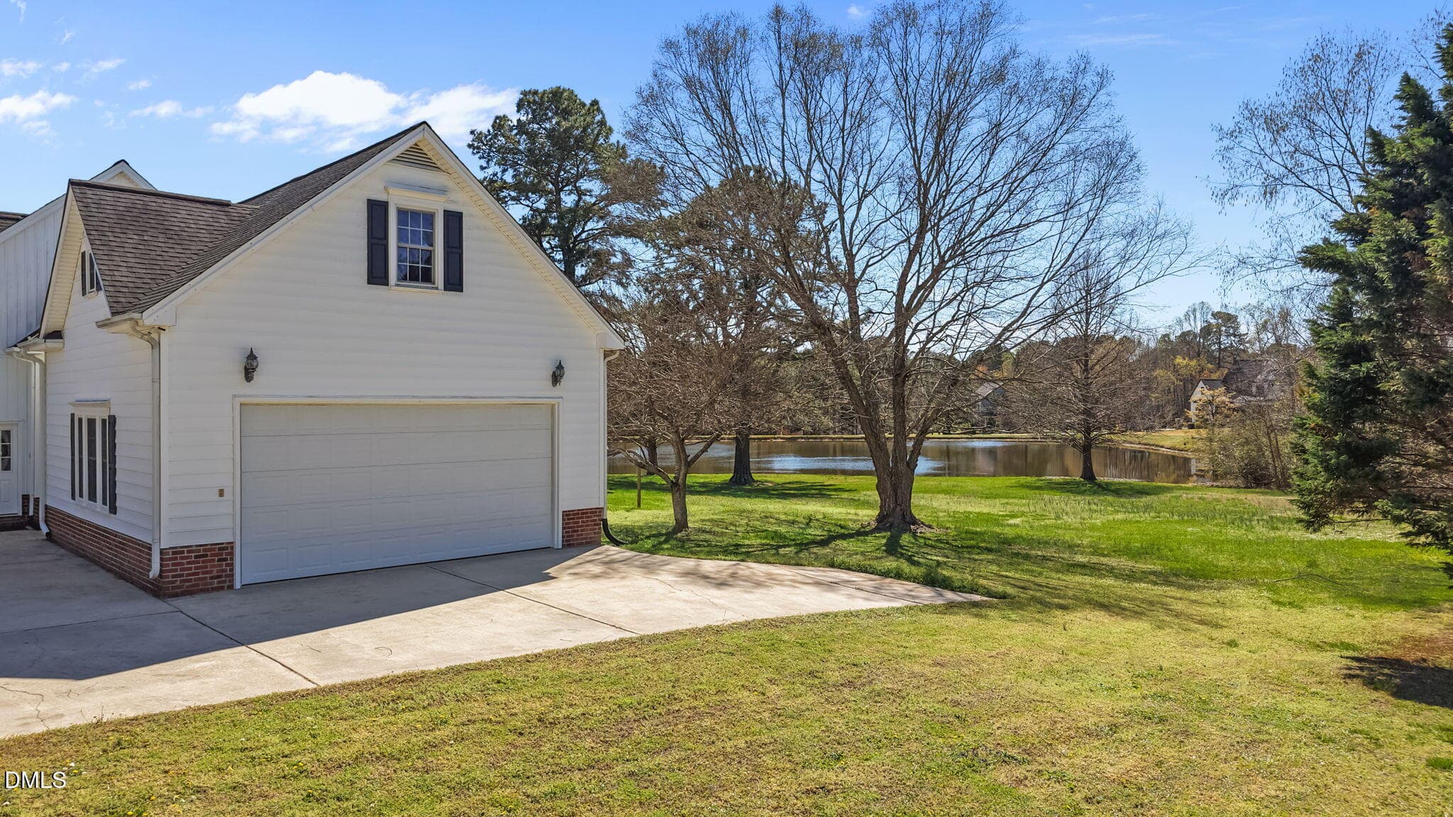 Garage - 10624 Staghound Trail, Zebulon, NC 27597