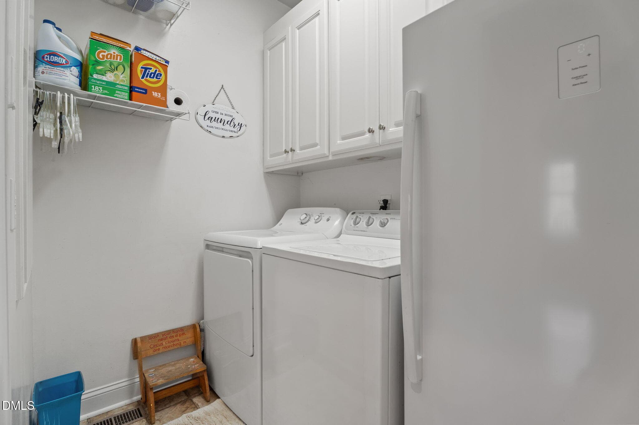 Laundry Room - 10624 Staghound Trail, Zebulon, NC 27597