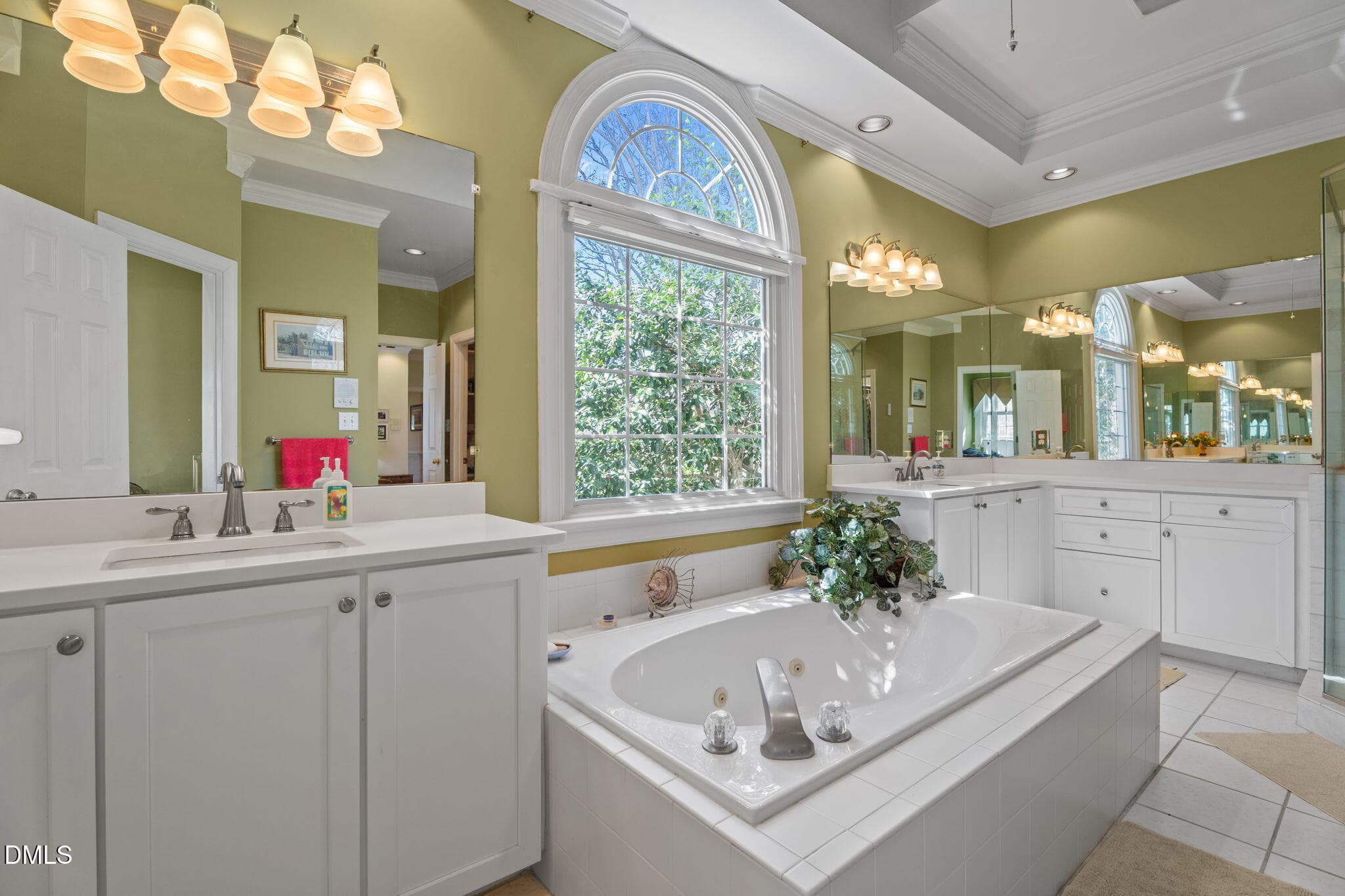 Primary Bathroom - 10624 Staghound Trail, Zebulon, NC 27597