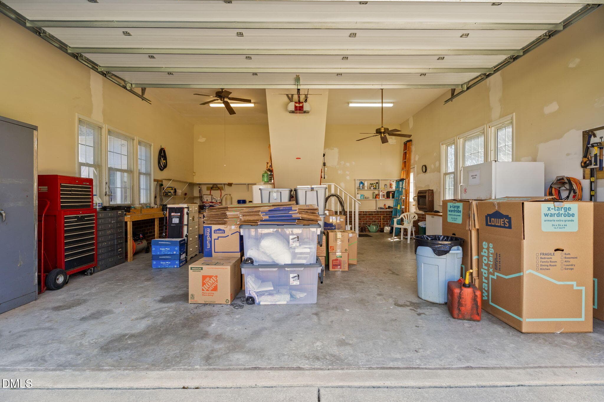Garage - 10624 Staghound Trail, Zebulon, NC 27597
