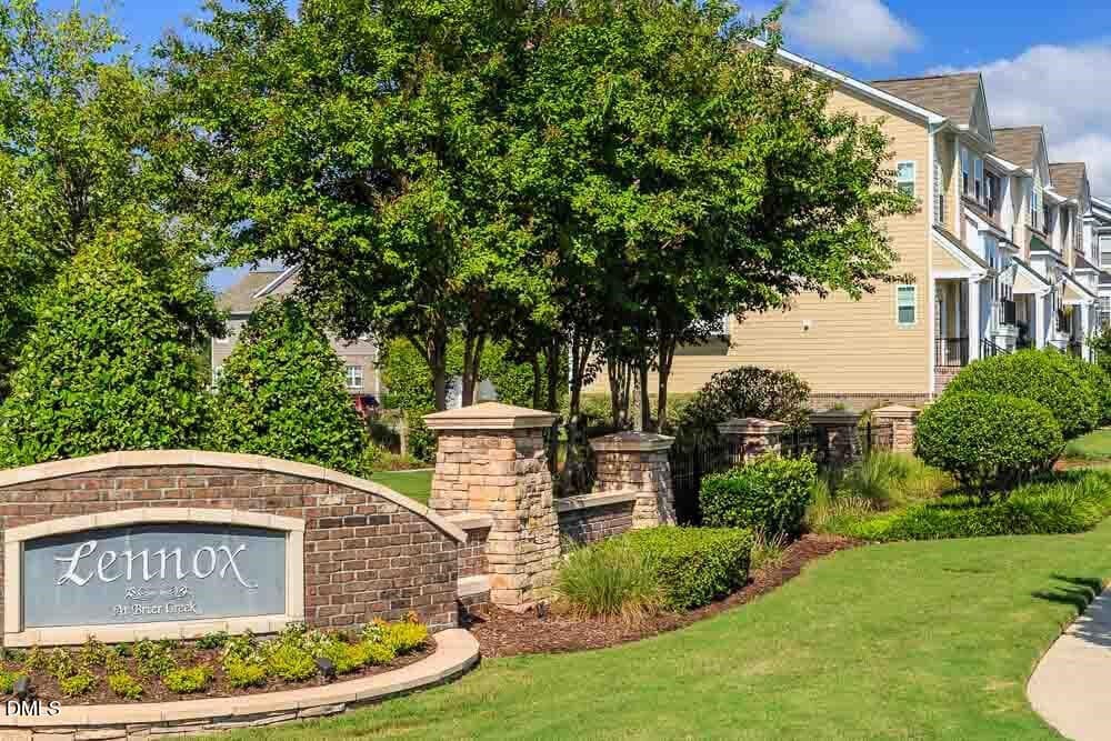 Lennox Sign - 9312 Wooden Road, Raleigh, NC 27617, Raleigh
