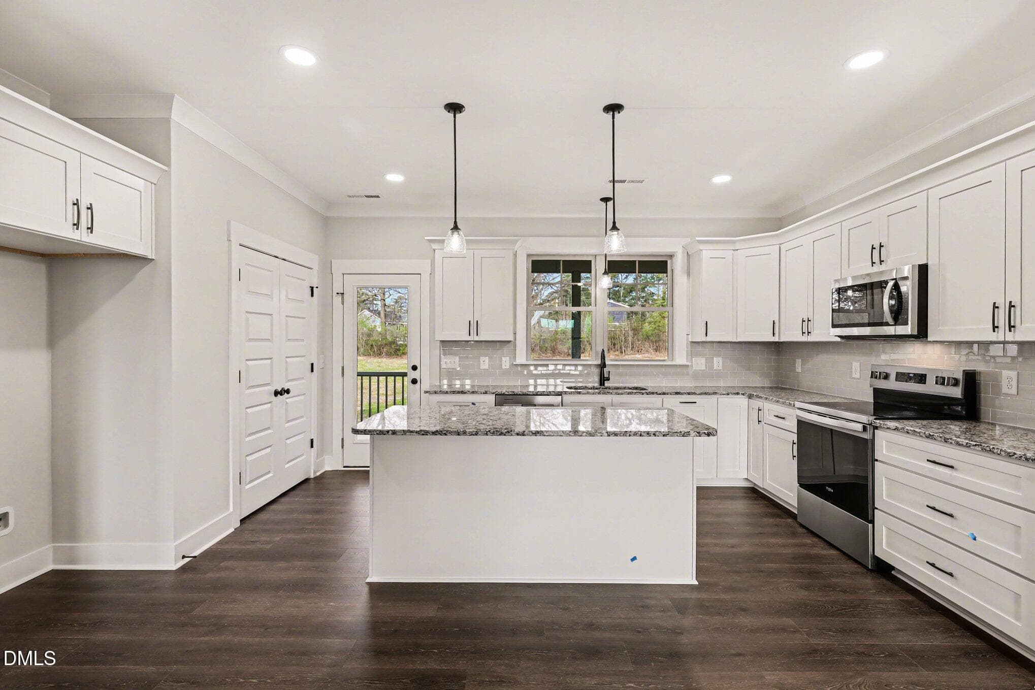 006_file_3237 - 275 Tee Drive (lot 15), Selma, NC 27576, Selma