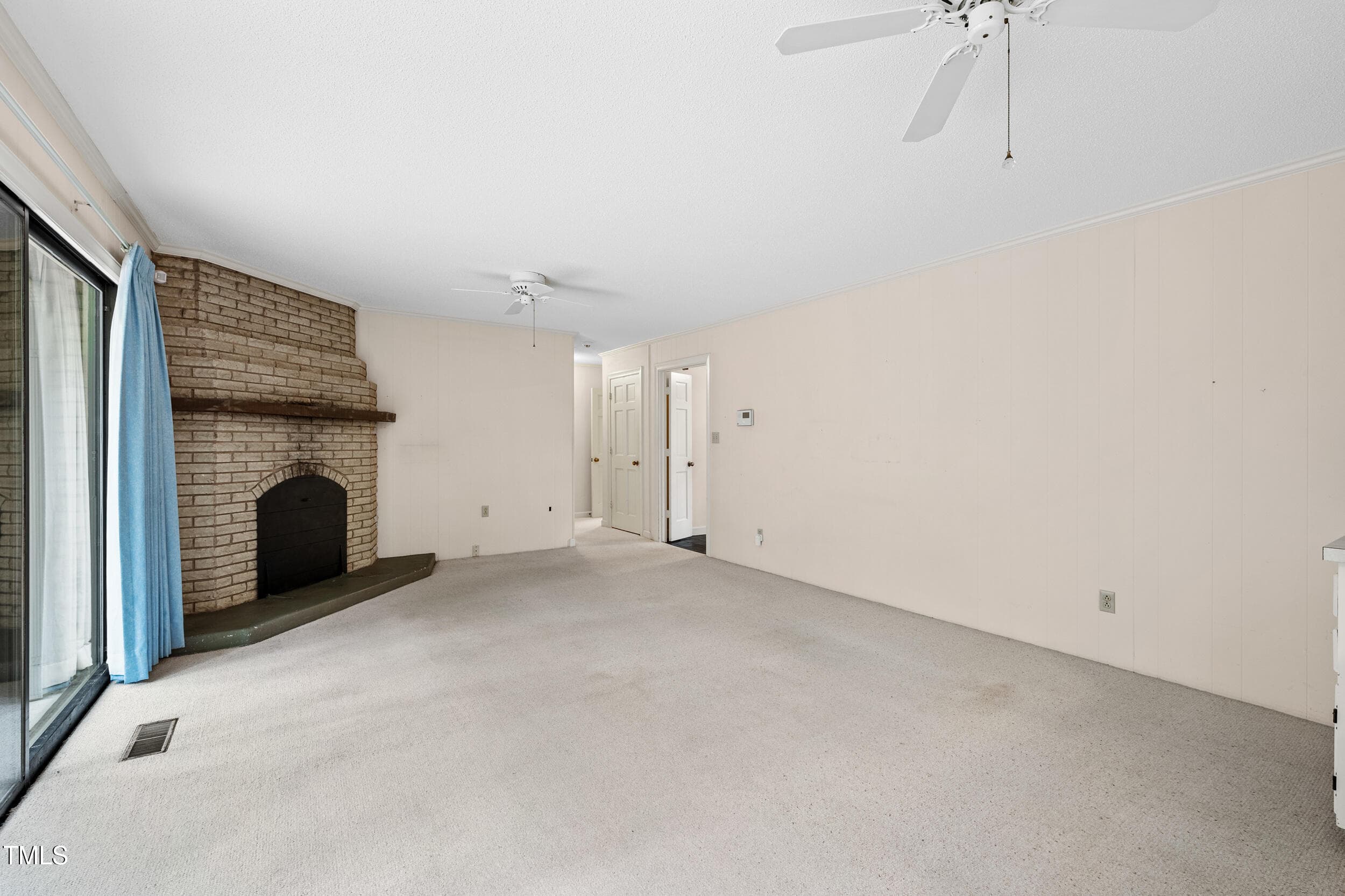 Den2 - 3417 Horton Street, Raleigh, NC 27607, Raleigh