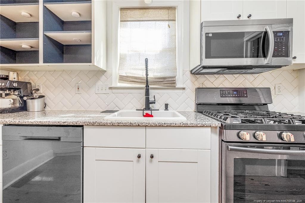 Photo 13 - 322 Circle Drive, Fayetteville, NC 28305