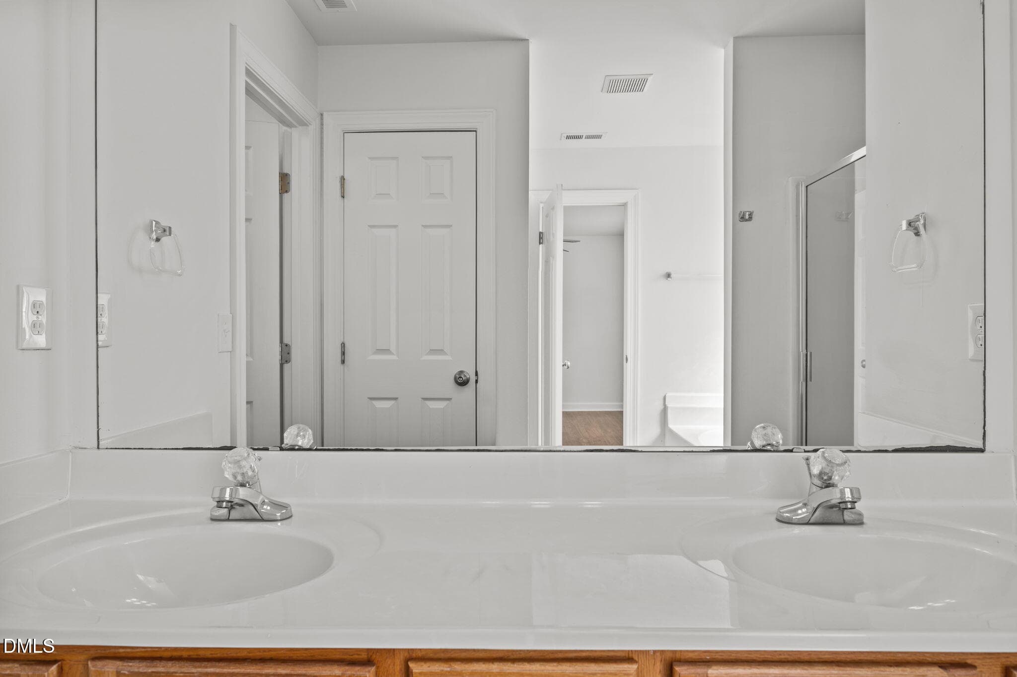 47-web-or-mls-IMG_3826 - 9220 Pennythorne Court, Raleigh, NC 27615, Raleigh