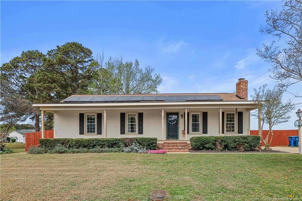 205 Violet Road, Dunn, NC 28334
